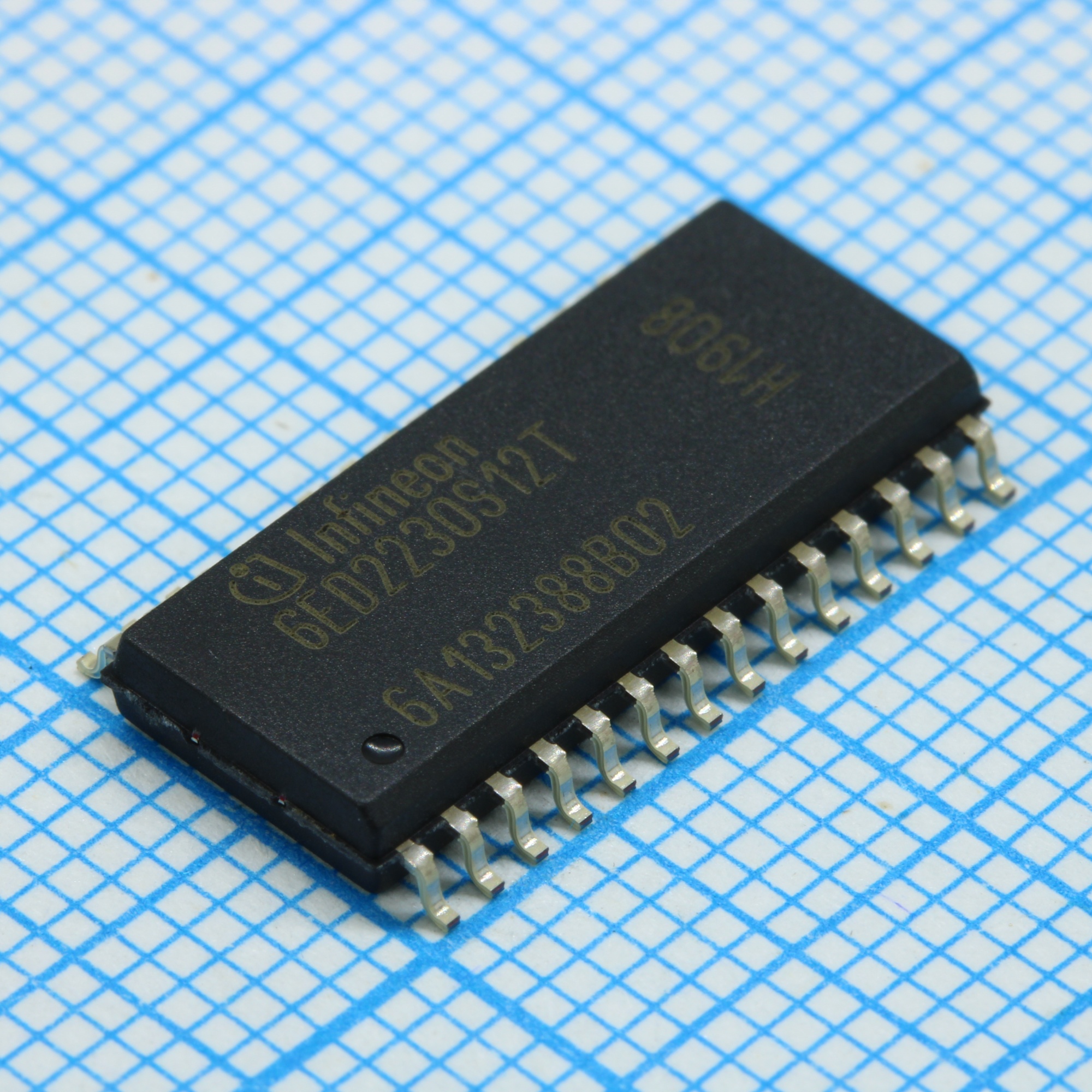 6ED2230S12TXUMA1 - Драйвер верхнего и нижнего плеча 6 выходов 24-Pin DSO лента на катушке