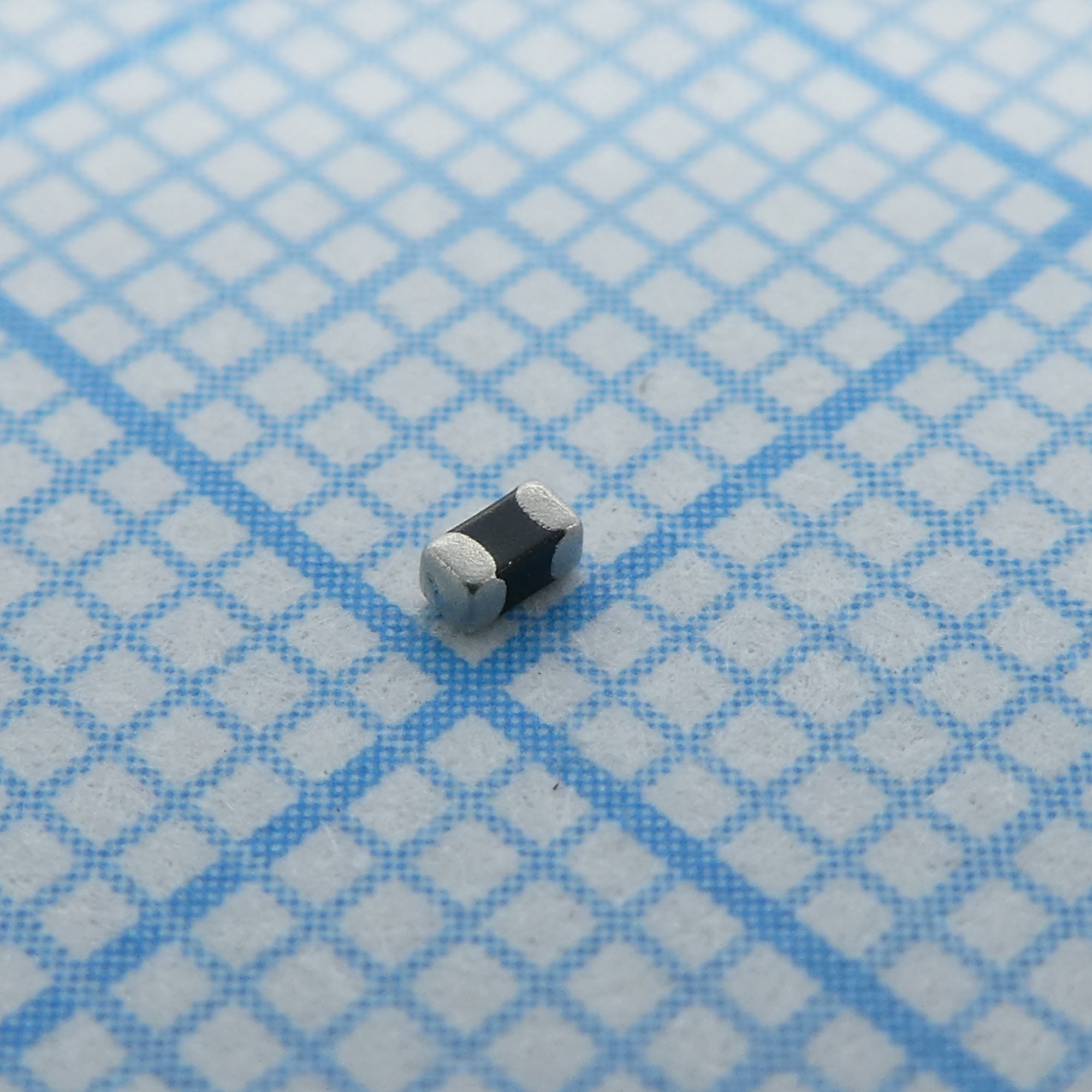 JMV0603S5R6T351 - SMD варистор 0603 5.6Vdc 30A  8.5V(1mA), стандарт. серия, лента в катушке