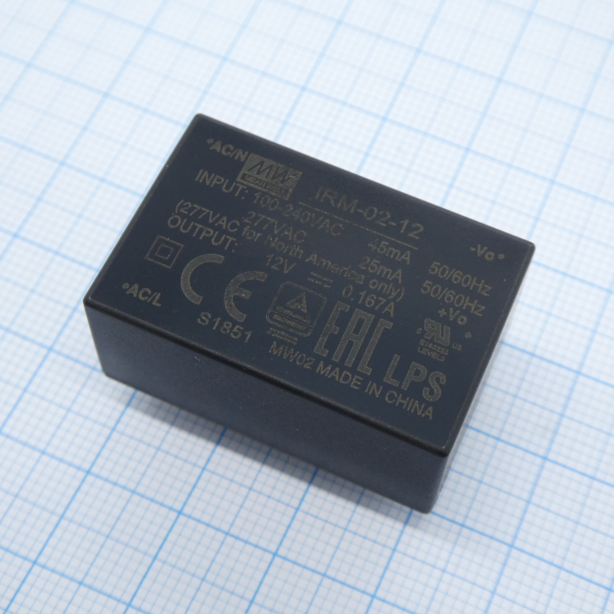 IRM-02-12 - AC-DC, 2Вт, вход 85…305В AC 47…63 Гц, 120...370B DC, выход 12В/167мА, изоляция 3000В AC, в корпусе на плату 33.7х22.2х15мм, -30...+85°C, монтаж в отверстия