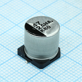 EEEHA2A470UP - Конденсатор алюминиевый электролитический 47мкФ 100В ±20% (10 X 10.2мм) для поверхностного монтажа 65мА 1000час 105°С автомобильного применения лента на катушке