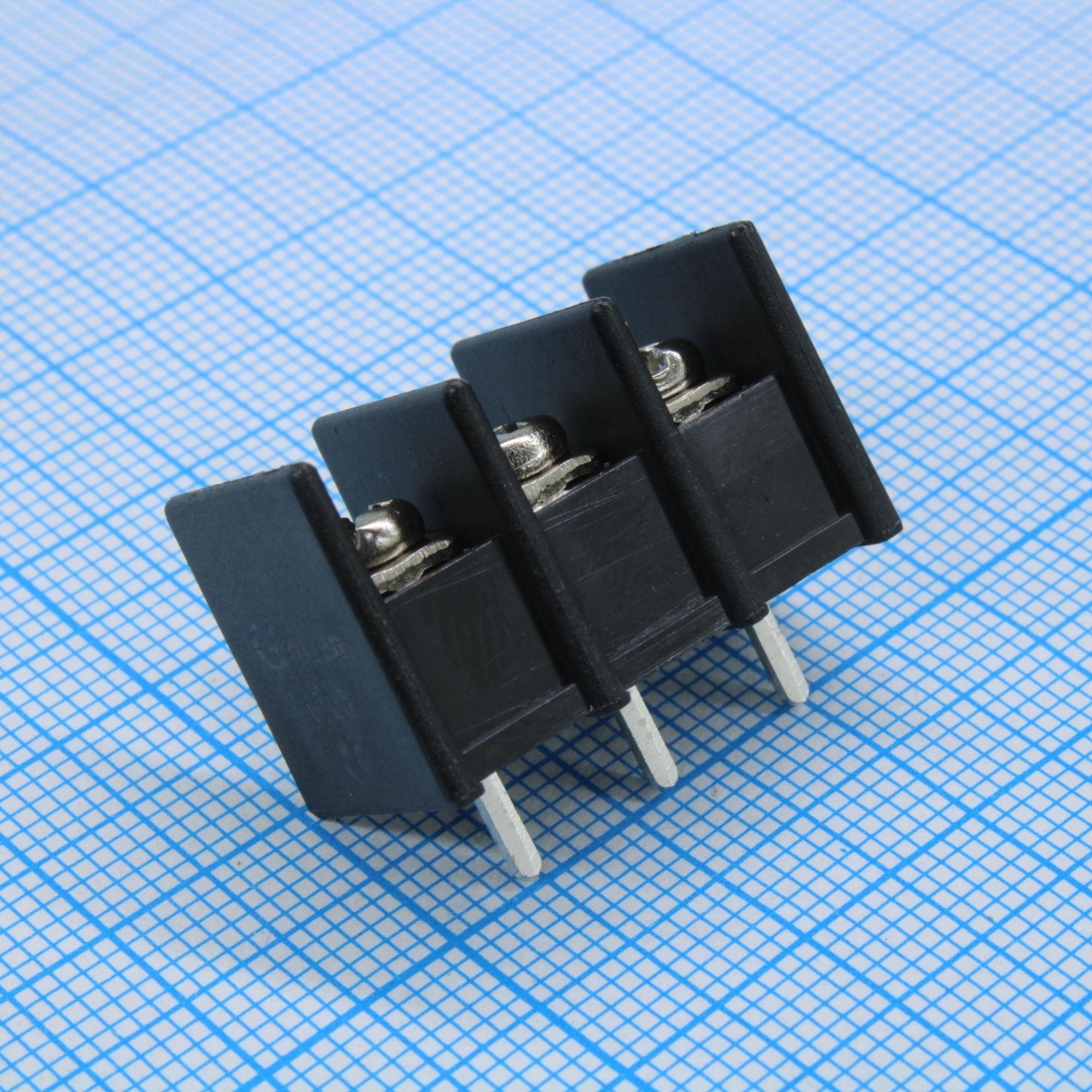 GT25C-B-03P-13-00 - Барьерный клеммный блок 3 контакта. Серия GT25C-B