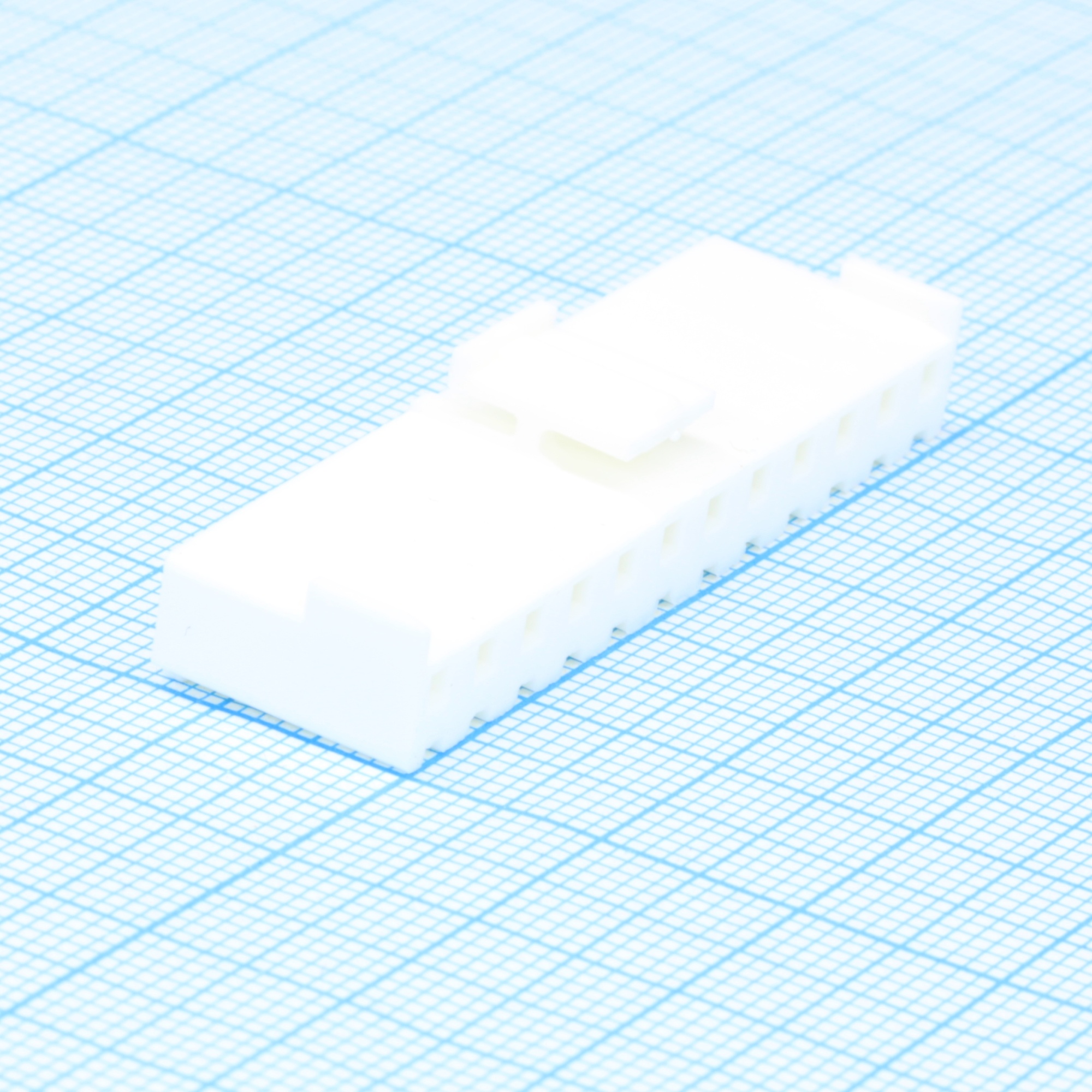 I-DS1073-SCW012 - Корпус разъема однорядный (розетка) на кабель 12 контактов шаг 3.96мм