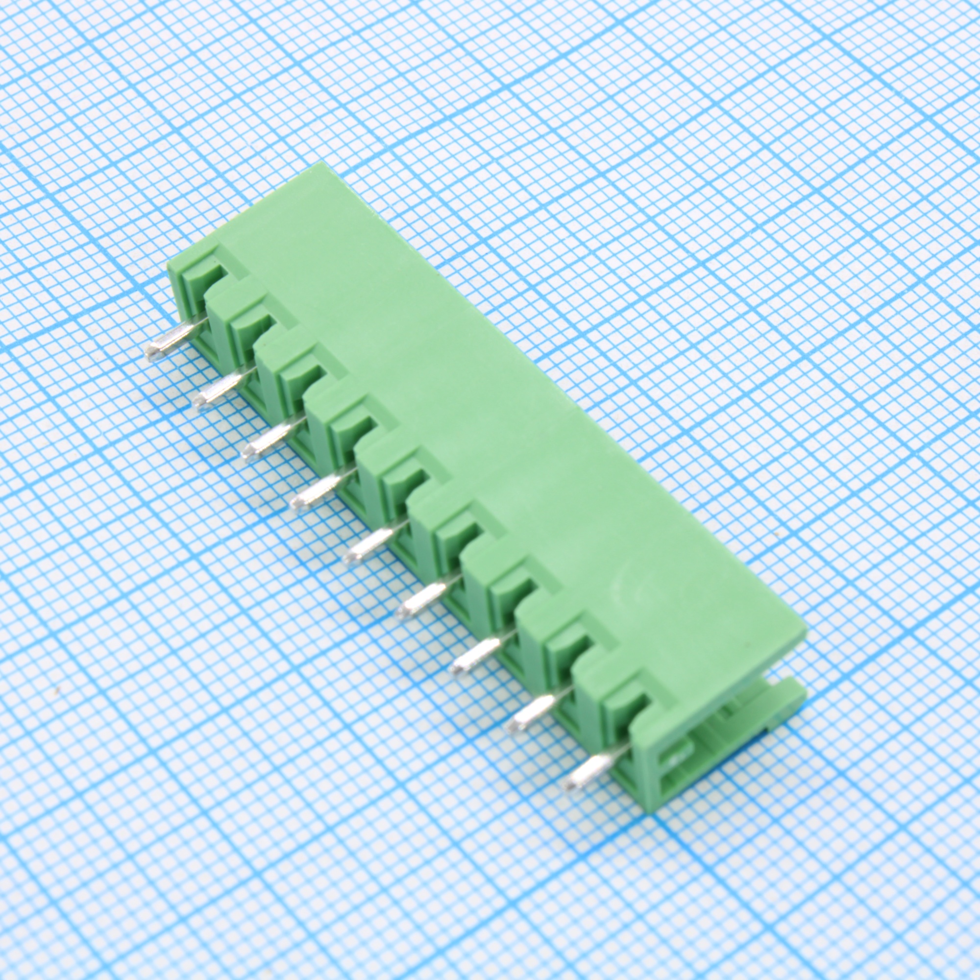 2EGTV-5.0-09P-14-100 - Разъемный клеммный блок на плату, 9 контактов. Серия 2EGTV-5.0