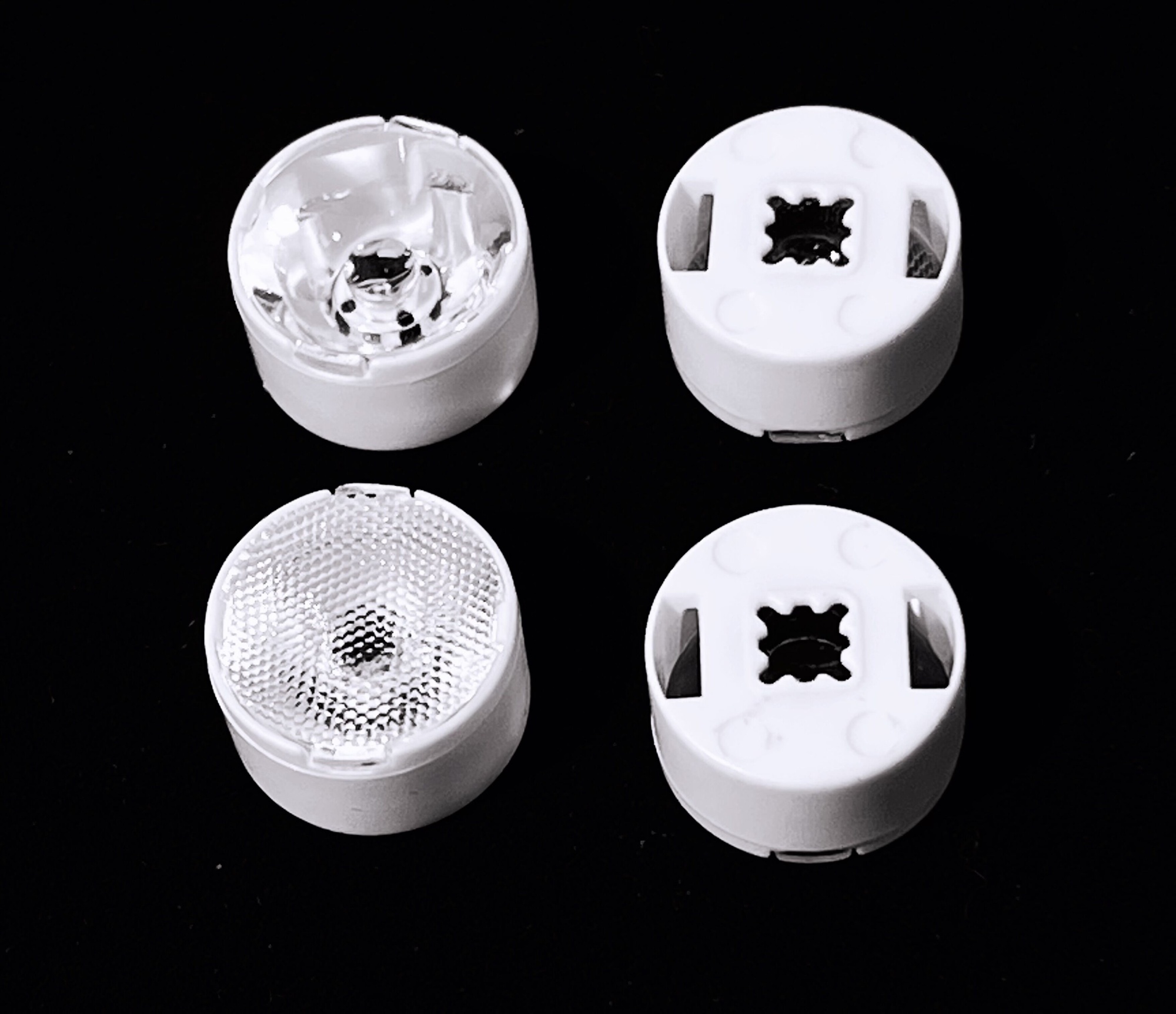 AT16D9H13G - Линза белая для светодиода 3535/3030,  ~13°,  D=16,1mm  H:9,7mm, PMMA