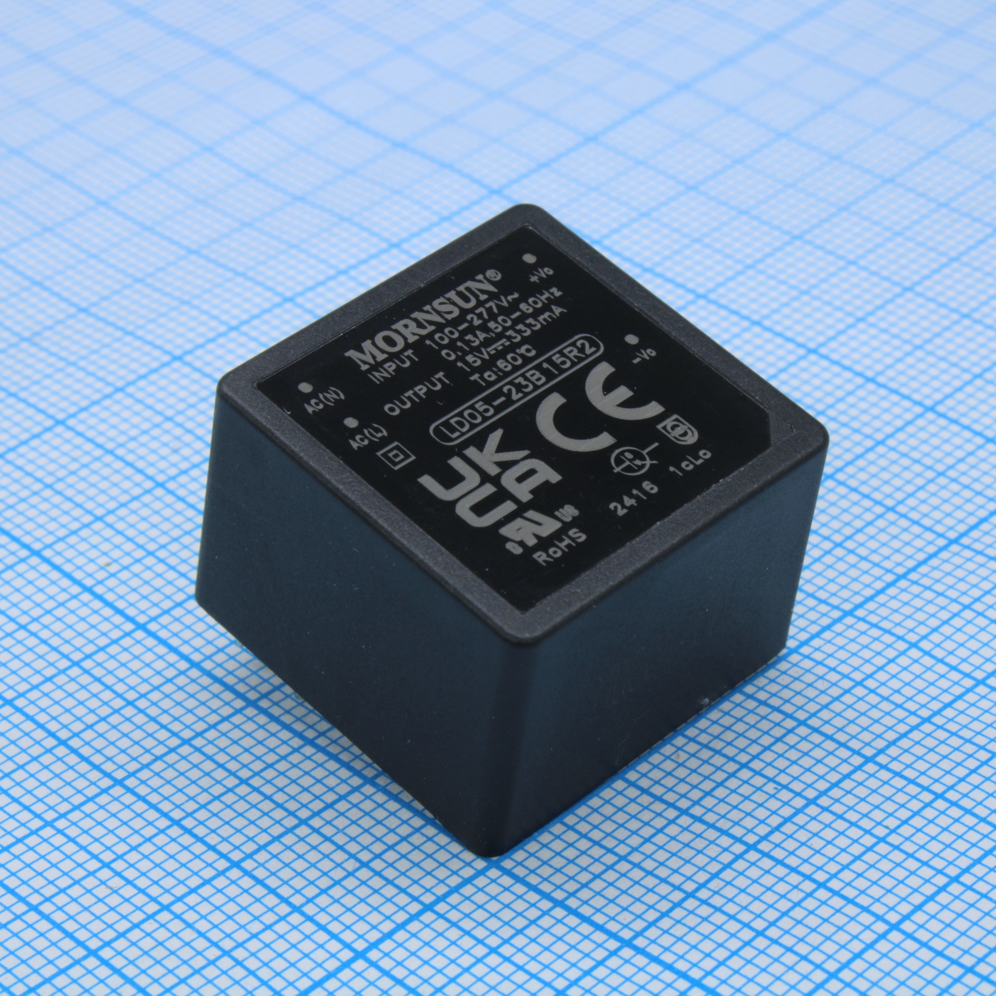 LD05-23B15R2 - AC-DC, 5Вт, вход 85…305В AC 47…63 Гц, 100…430B DC, выход 15В/0.333А, изоляция 4000В AC, КПД 81.5%, в корпусе на плату 25.4х25.4х17.6мм, -40...+85°C