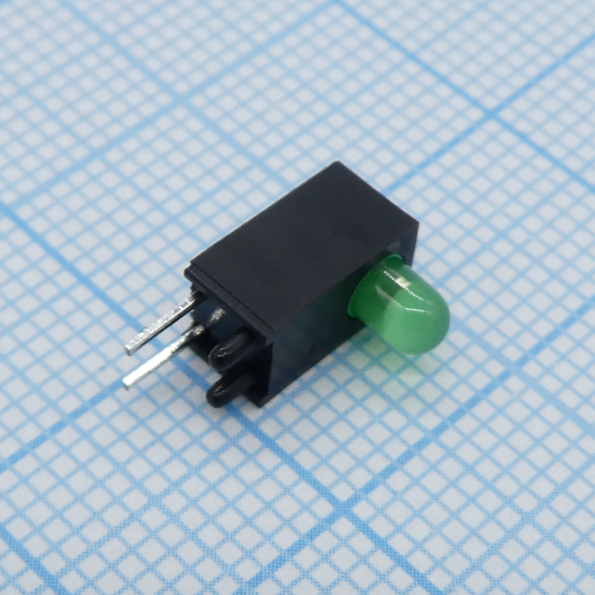 L-710A8RS/1GD - Светодиод 3мм с держателем/зеленый/568нм/8-20мкд/40°