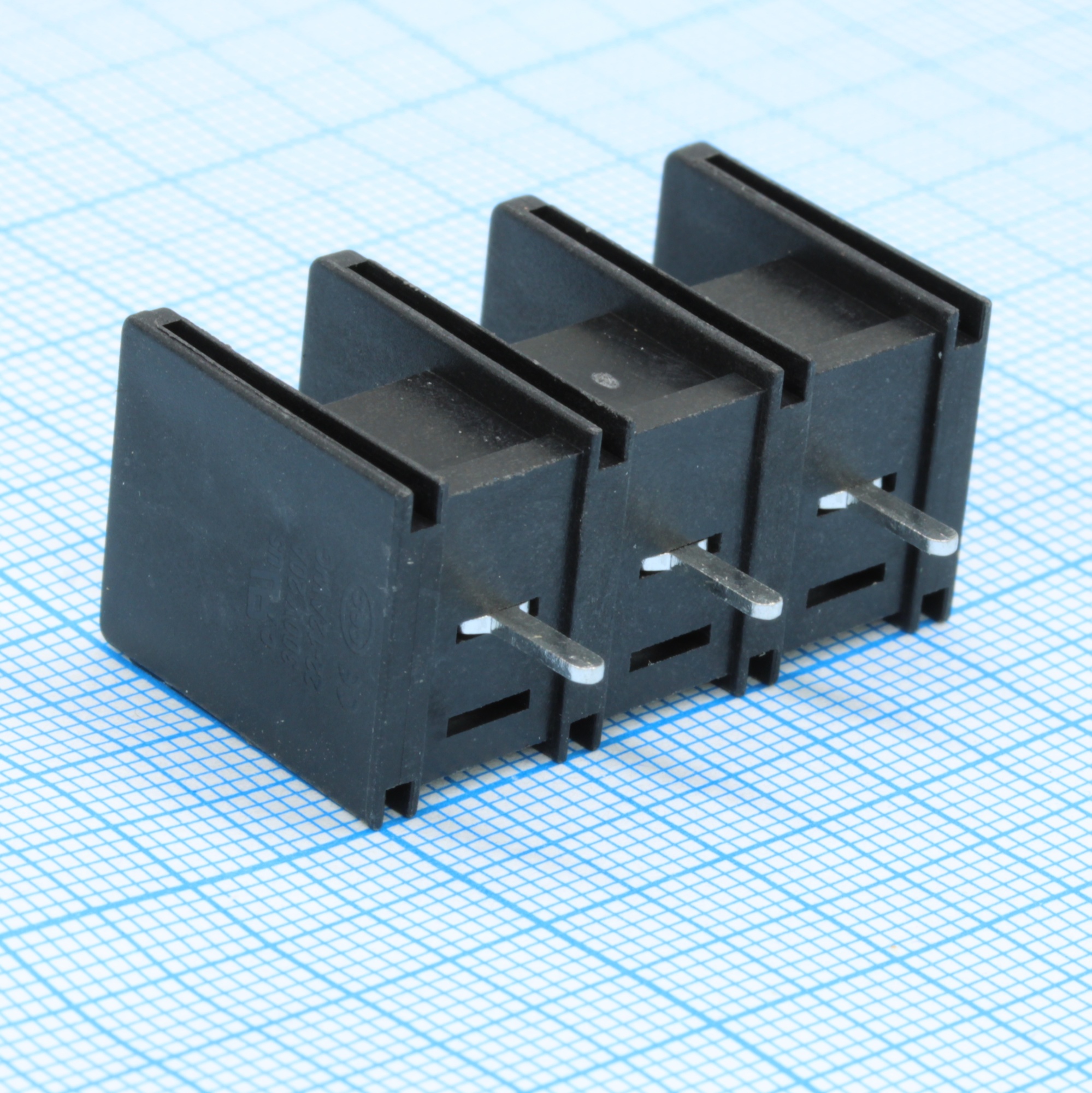 GT55C-B-03P-13-00 - Барьерный клеммный блок 3 контакта. Серия GT55C-B