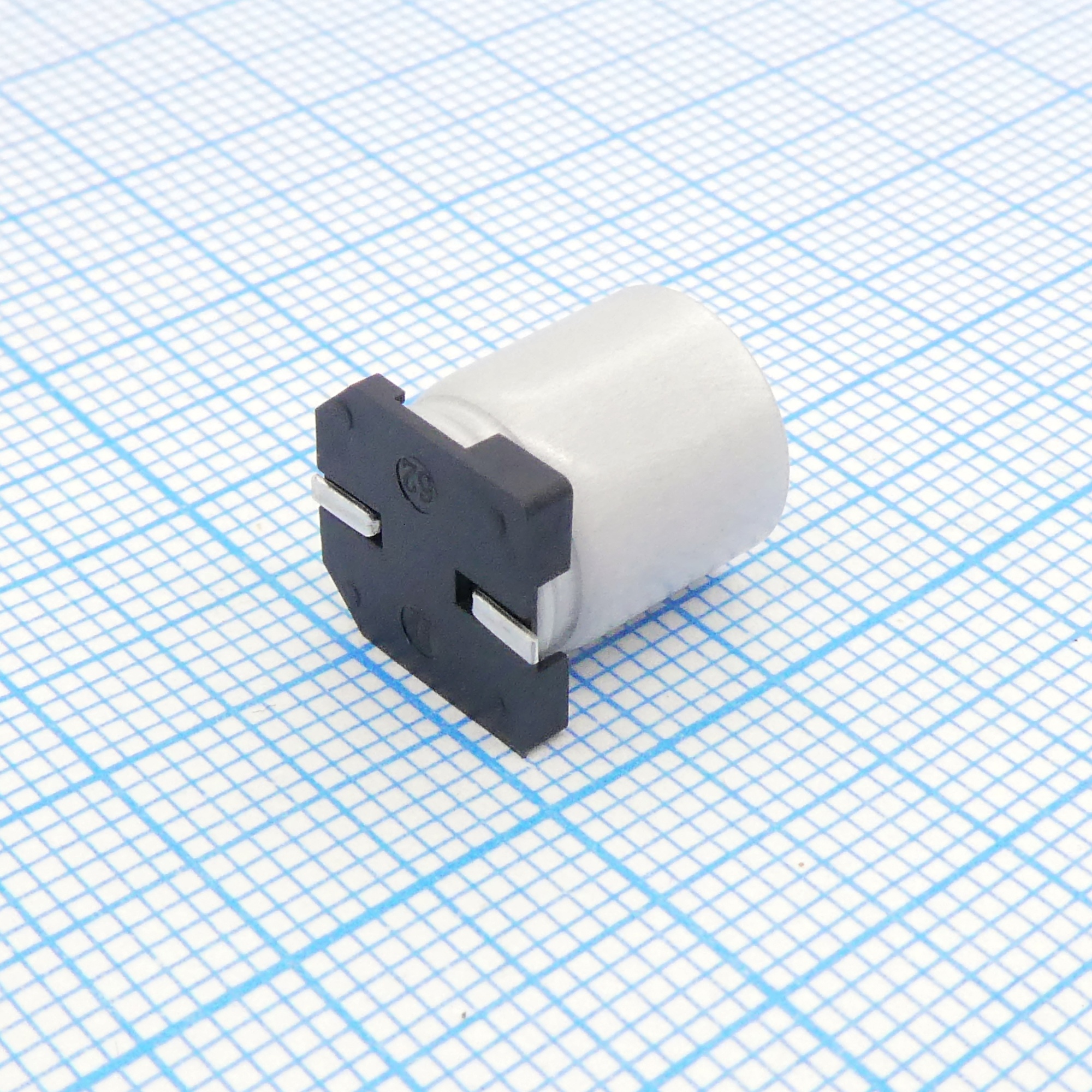 VP1E102MG125000CE0 - Конденсатор электролитический низкоимпедансный 1000мкФ ±20% 25В (10 Х 12.5мм) для поверхностного монтажа 2000часов 105C лента на катушке