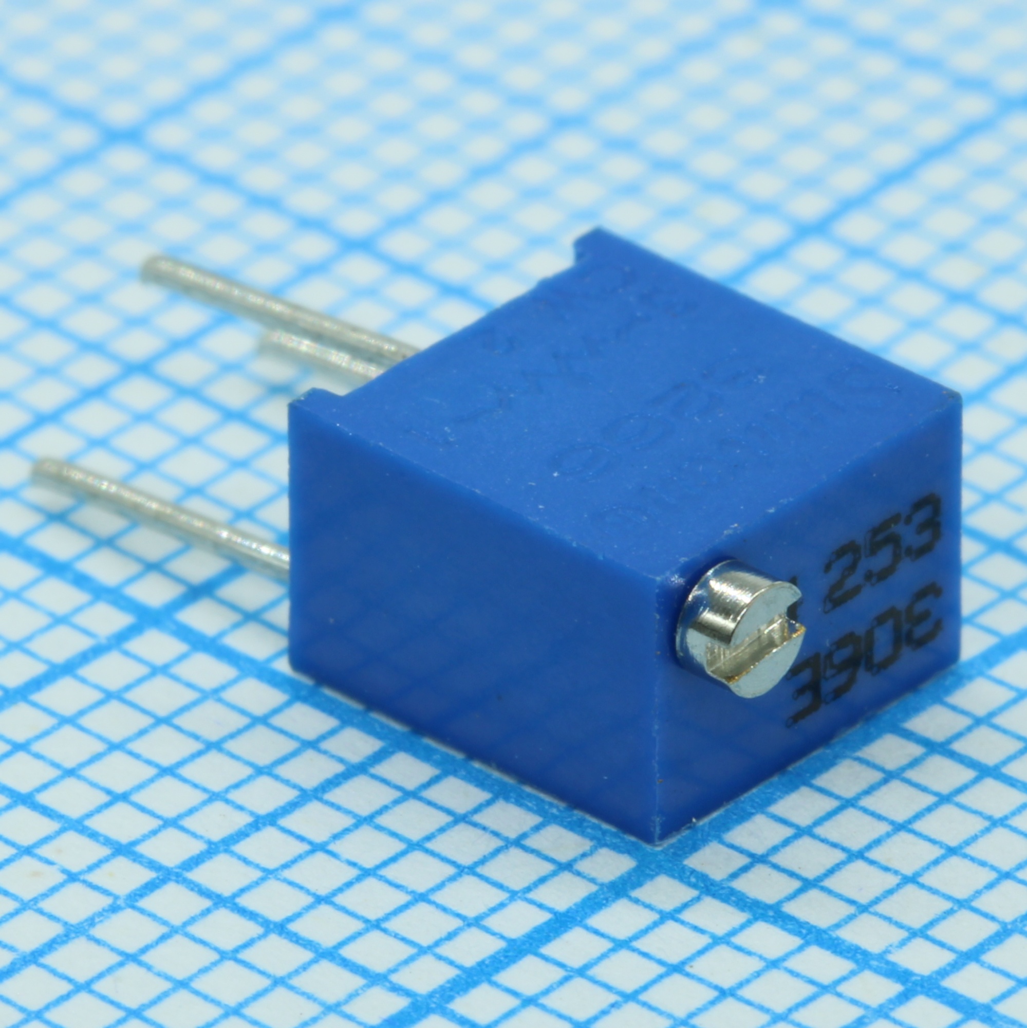 TSR-3266W-253R - Потенциометр многооборотный керметный 25кОм 0.25Вт ±10% 12 ±2 оборотов, (6.7 X 4.7 X 7.2мм)