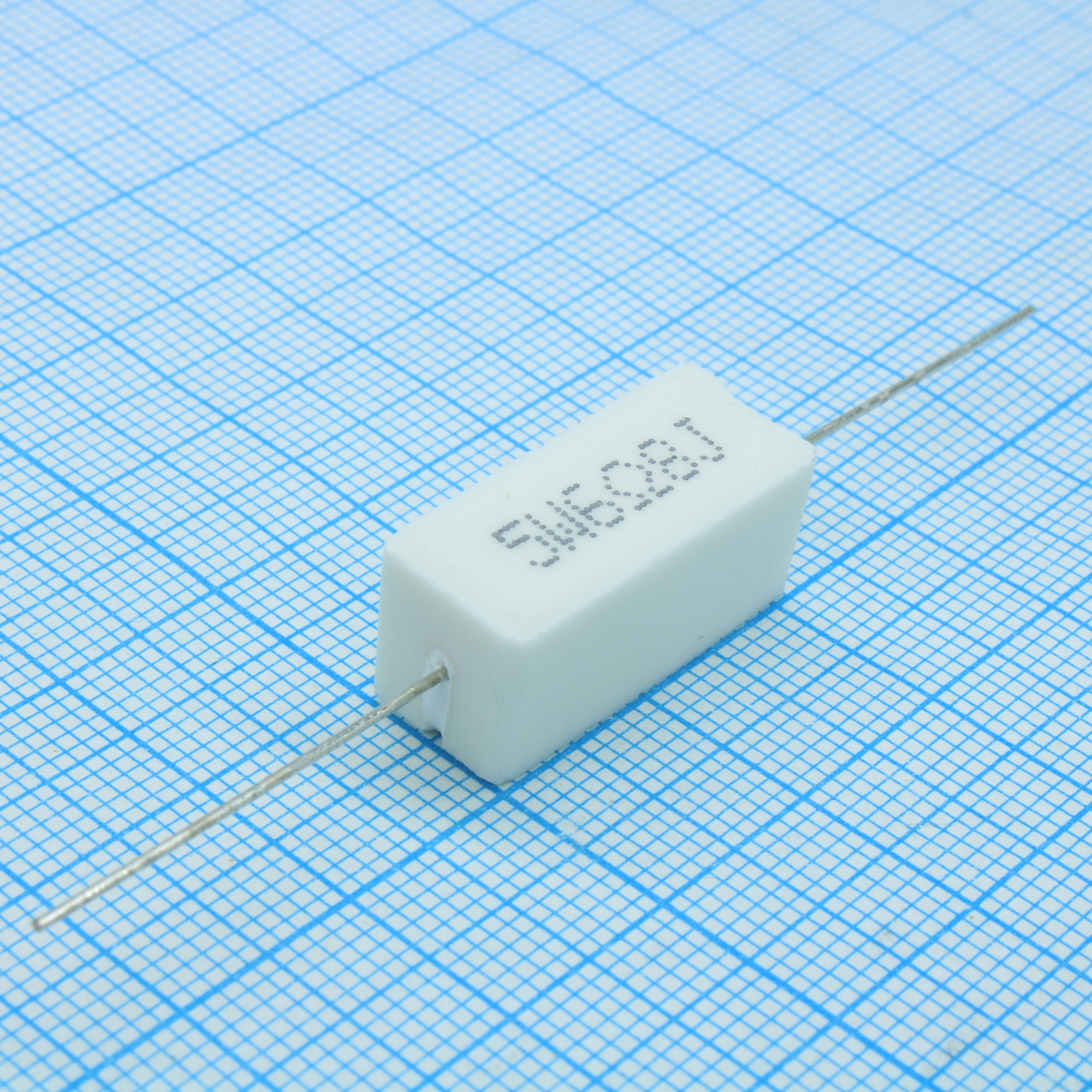 RX27-1 6.8 ОМ 5W 5% / SQP5 - Резистор цементный аксиальный 6.8Ом ±5% 5Вт