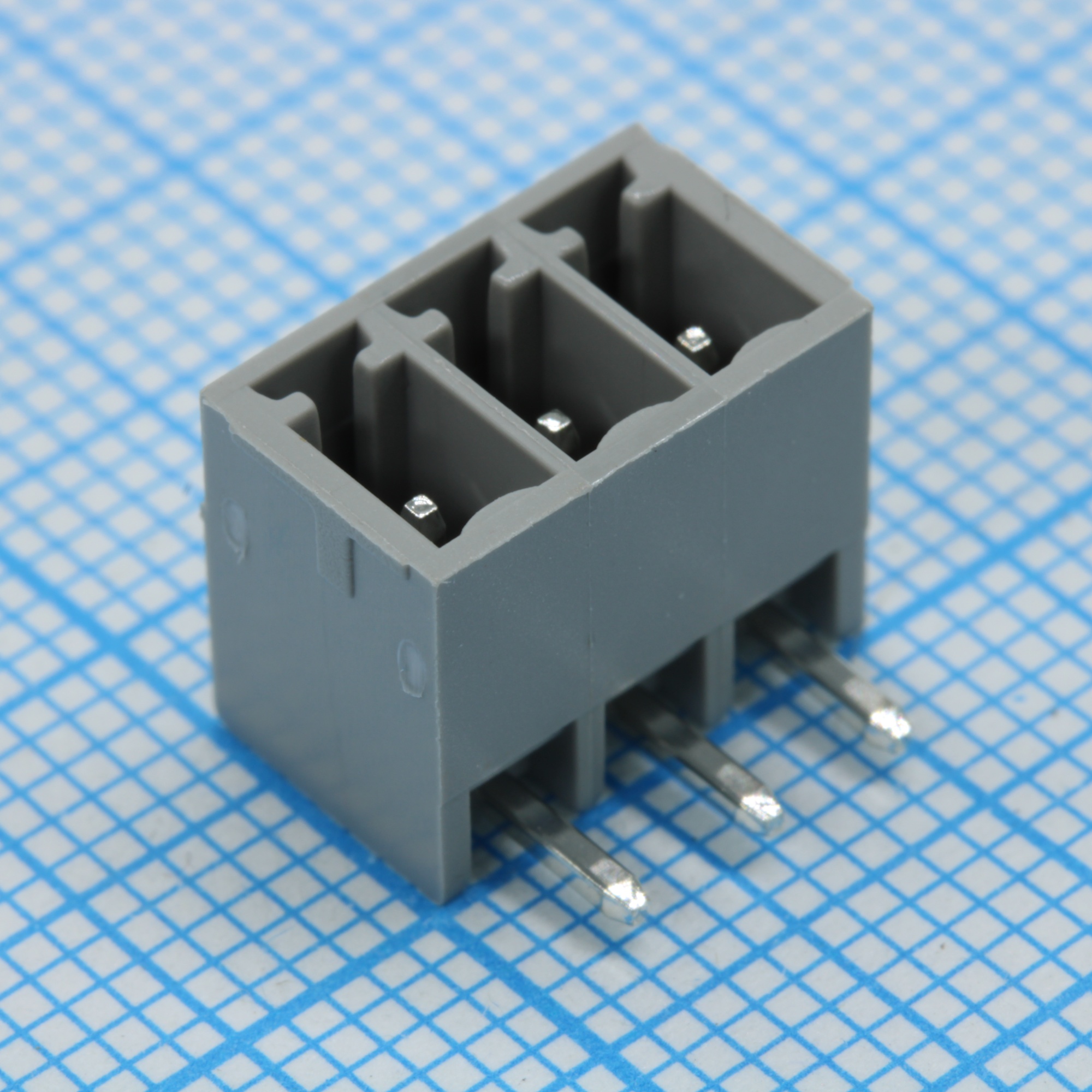 15EGTRC-3.5-03P-11-00 - Разъемный клеммный блок на плату, 3 контакта. Серия 15EGTRC-3.5