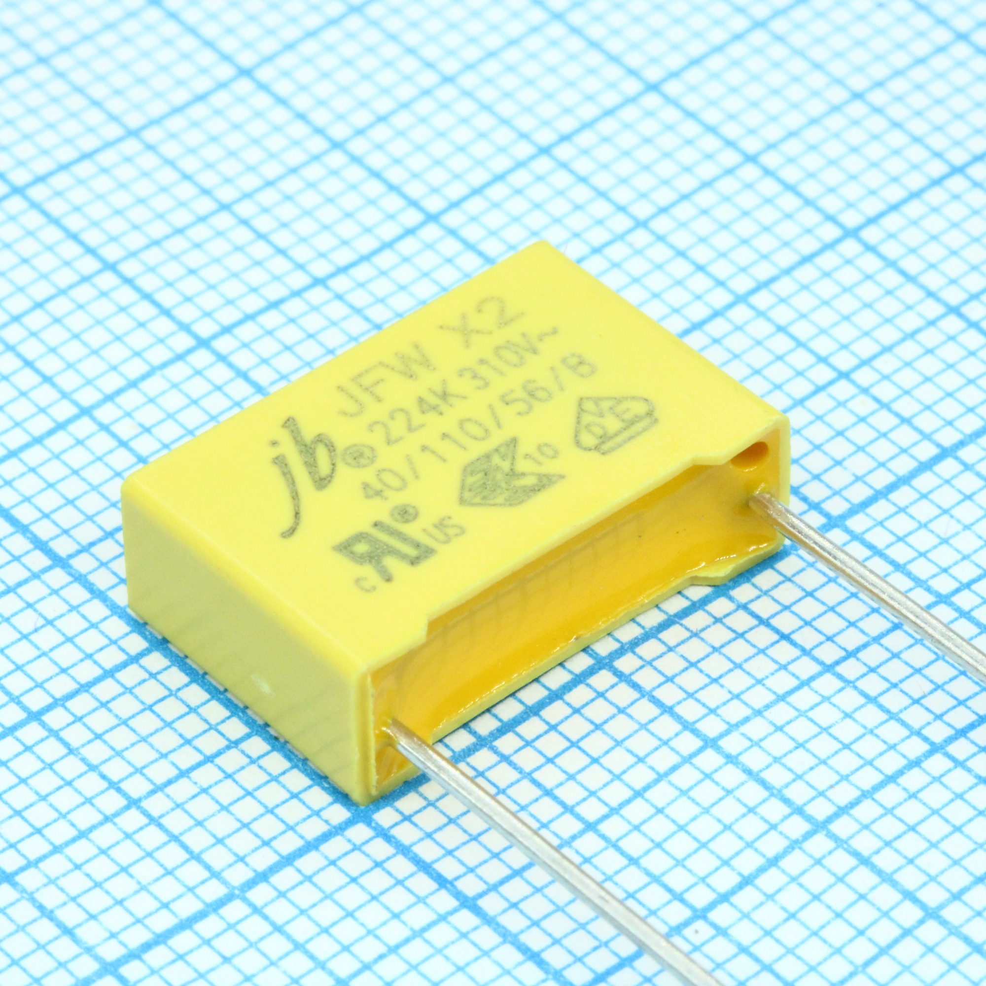 JFW0A9224K150000B - Конденсатор пленочный помехоподавляющий X2 0.22мкФ 310В переменного тока ±10% (18 X 6 X 12мм) радиальные выводы 15мм 105°C россыпь