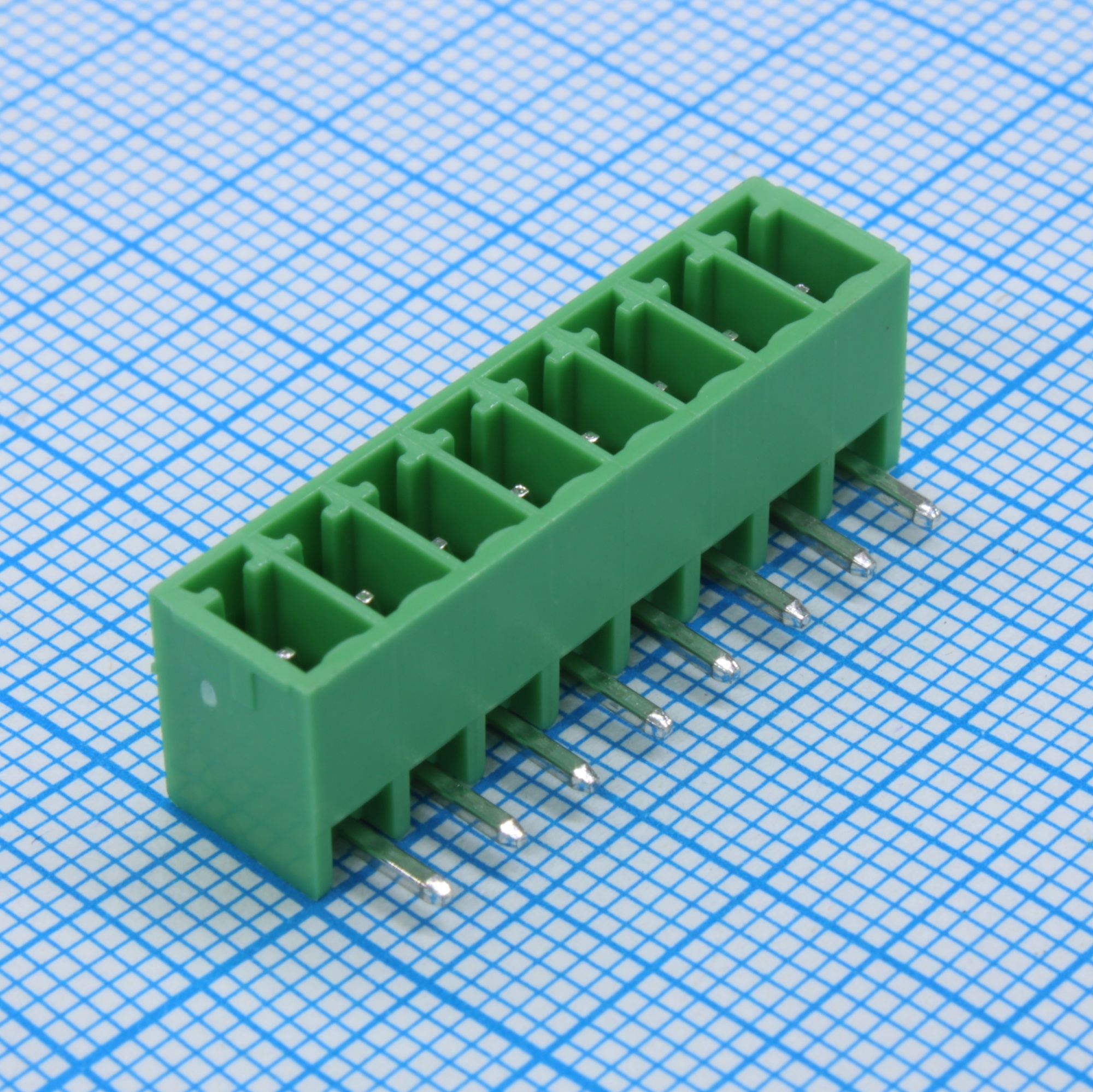 15EGTRC-3.5-08P-14-00 - Разъемный клеммный блок на плату, 8 контактов. Серия 15EGTRC-3.5