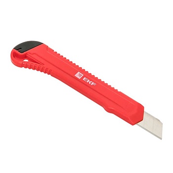 Нож с сегментированным лезвием 18 мм НСМ-20 Master ncm-20-ms