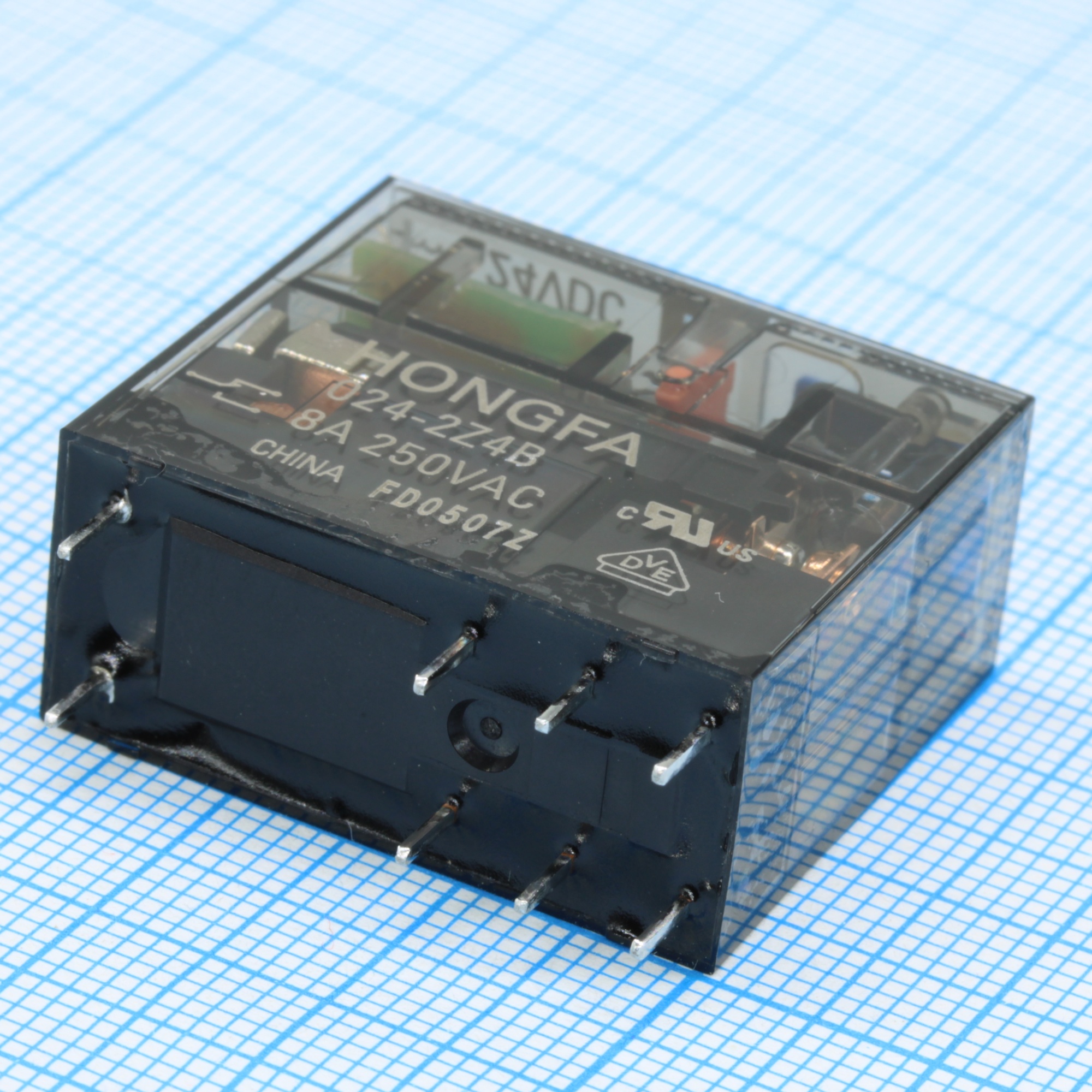 HF115FP/024-2Z4B - Реле силовое