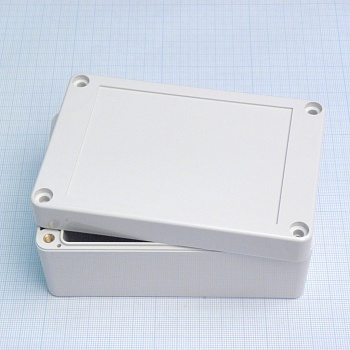 G2104 - Герметичный корпус из поликарбоната, IP65, светло-серый