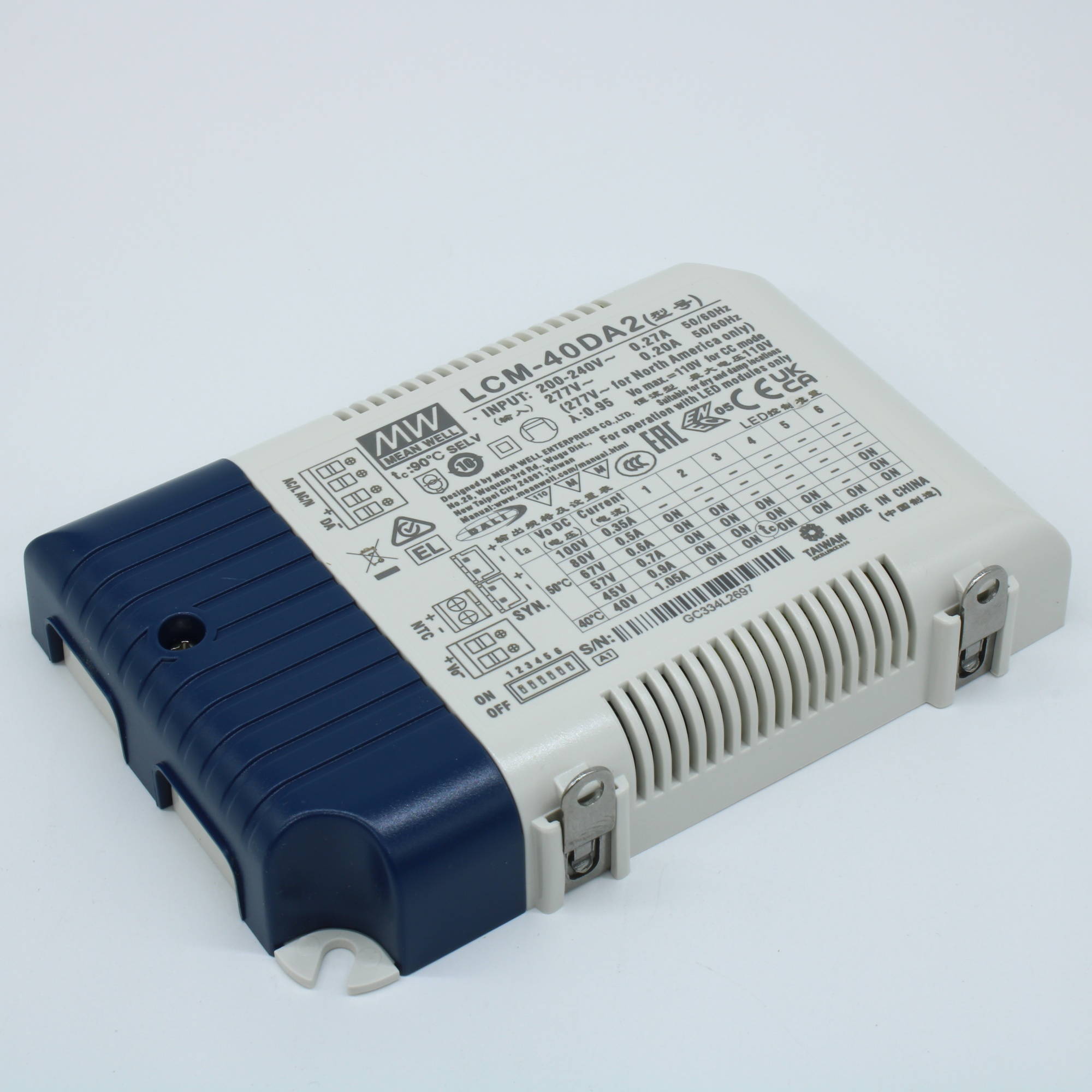 LCM-40DA2 - AC-DC, 42Вт, стабилизатор тока, вход 180…295В AC, 47…63Гц /254…417В DC, выход 350…1050мA/2…100В, ККМ, изоляция 3750В AC, в кожухе 123.5х81.5х23мм, -30…+60°С, димминг кнопкой и DALI2