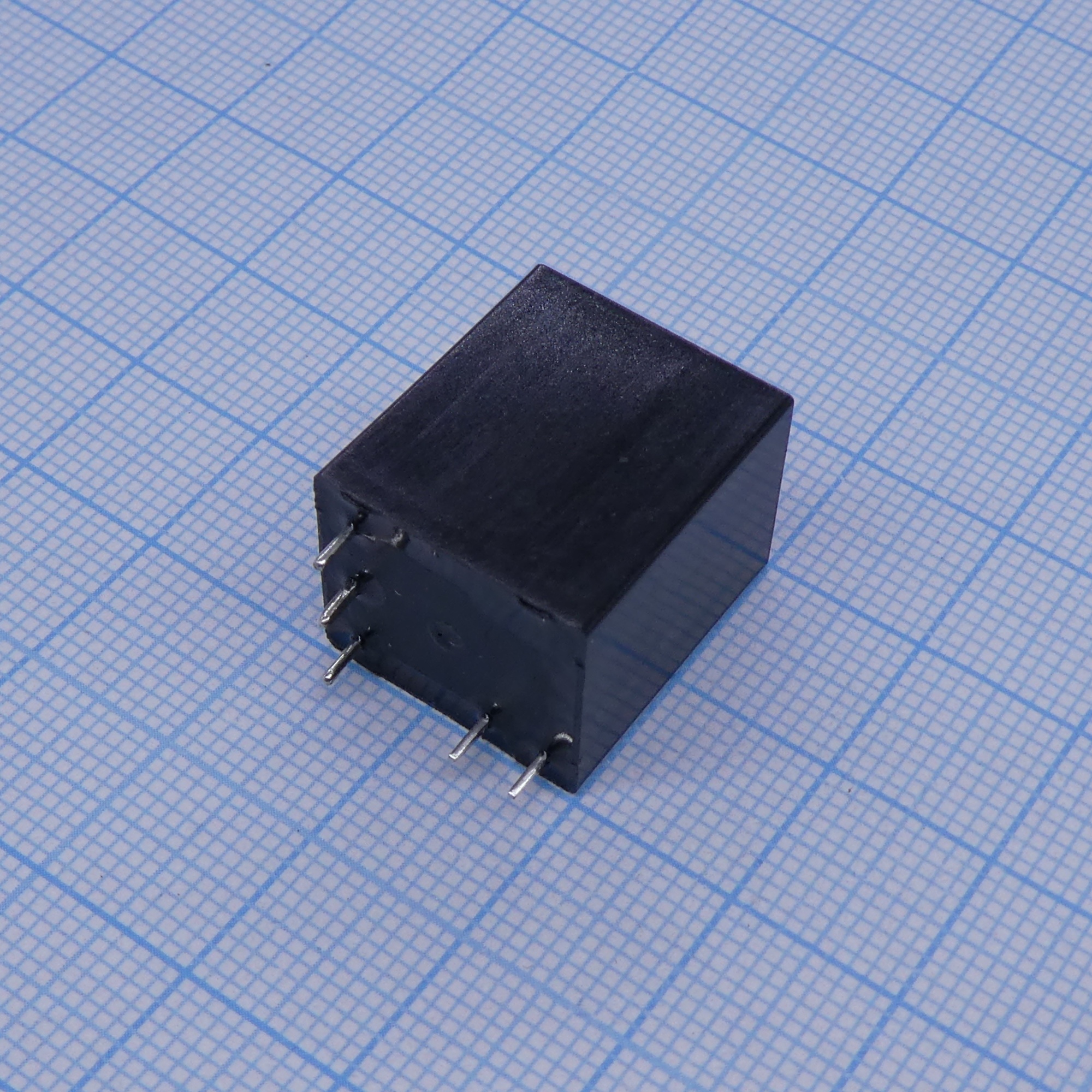 4117-C-Z-10-12VDC-1.0 - Сверхминиатюрное мощное силовое реле одна контактная группа-два направления 10А катушка 12В 1Вт