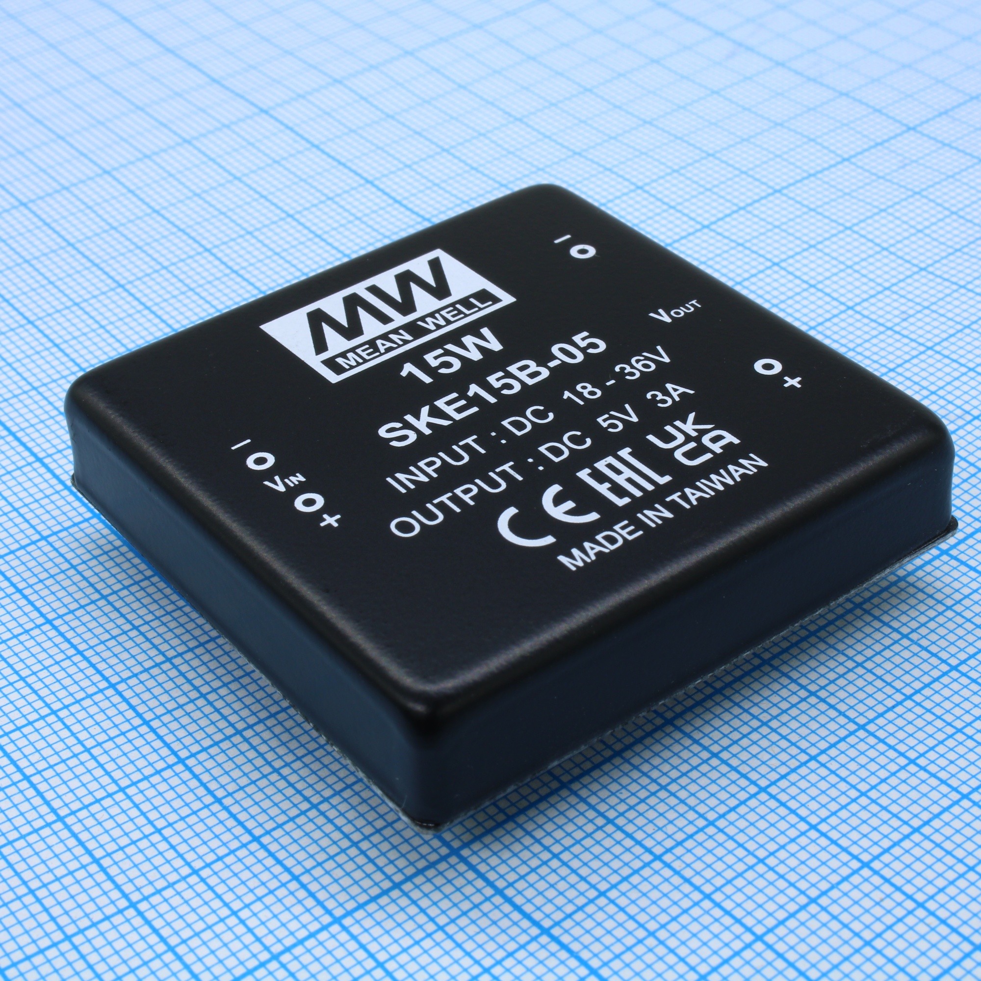SKE15B-05 - Преобразователь DC/DC, 15Вт, Uвх=18…36В, Uвых=5В/300…3000мА, изоляция 1000В DC, 50.8x50.8х12 мм, -20°С…+71°С