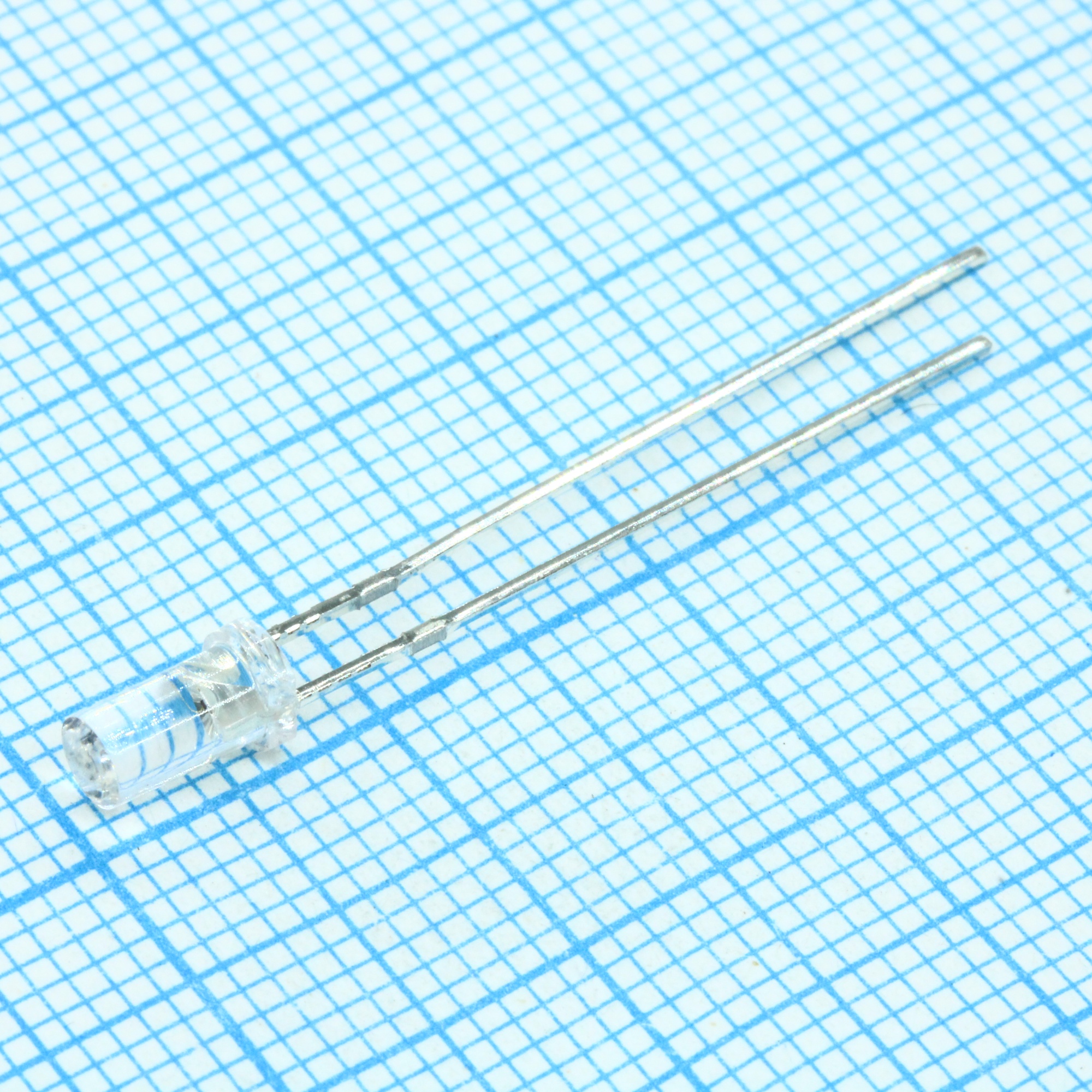 FYL-3044SURC1C - Светодиод 3мм Красный, прозрачный 300мКд 90°