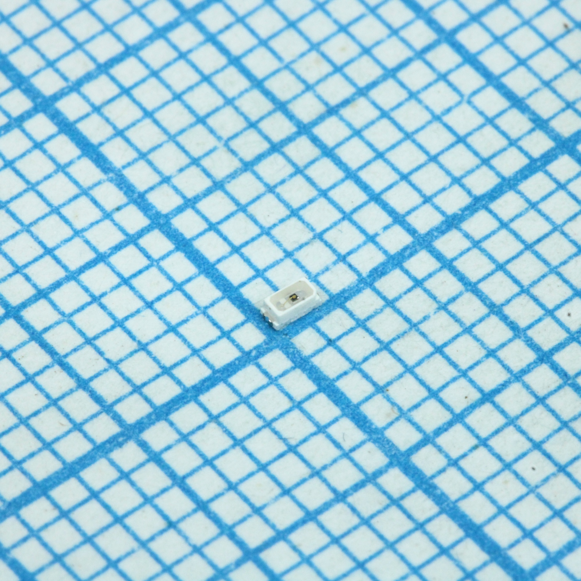 KA-1608SESK - Светодиод smd 1,6х0,8мм/оранжевый/605-610нм/120-250мКд/прозрачный/120°