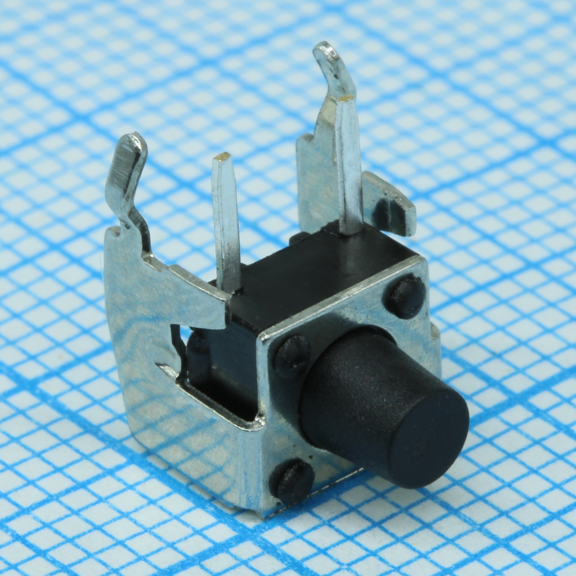 0770HIM-130G-G - Кнопка тактильная 7.3х7.1х3,85мм угловая h=3.35мм усилие нажатия130гр 0.05A 12В монтаж в отверстие