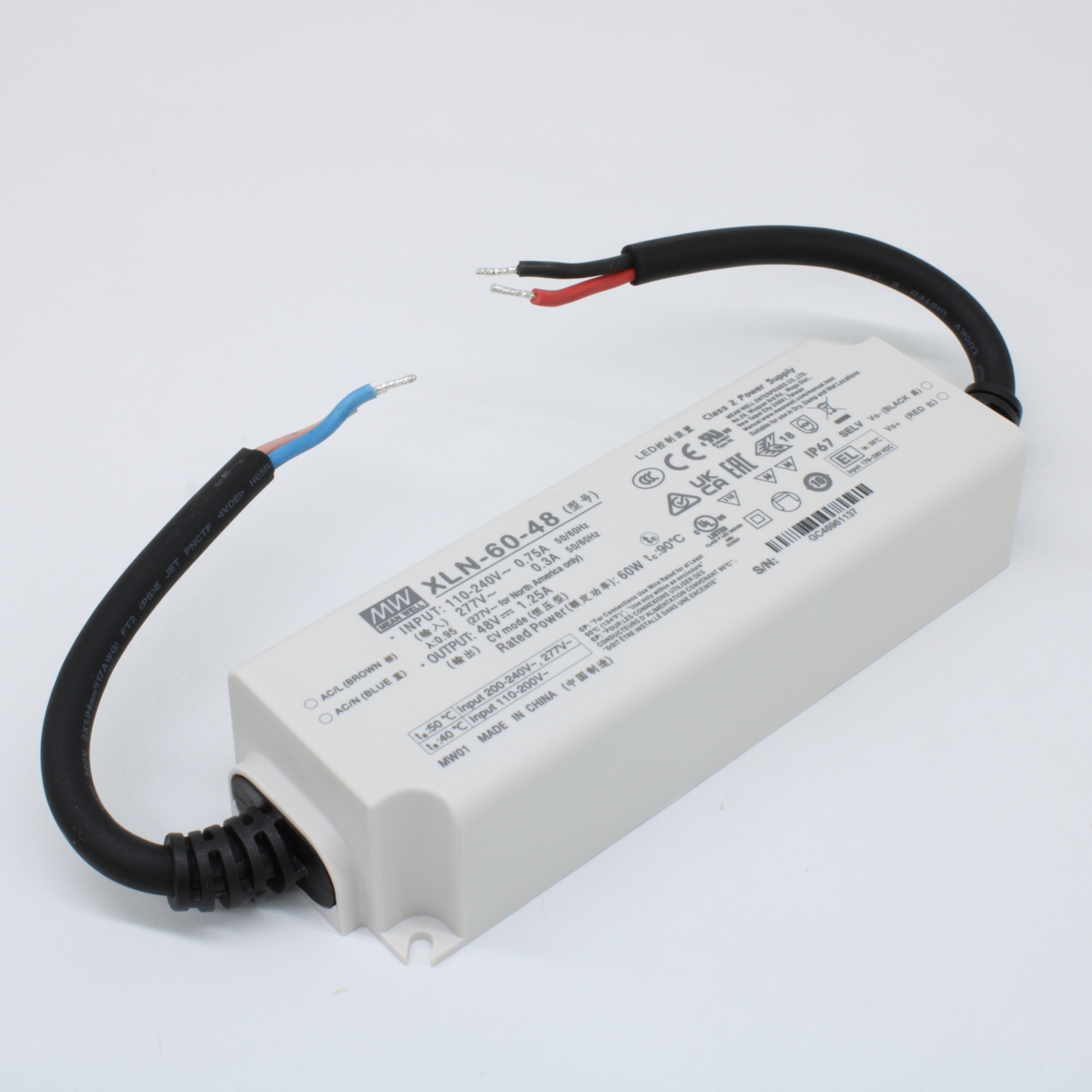 XLN-60-48 - AC-DC LED-драйвер, CV, 60Вт, вход 100…305В AC, 47…63Гц, выход 48В/1.25А, изоляция 3750В AC, IP67, 141.5х49х32мм, -25…+90°С