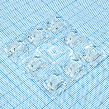 C15035_STRADELLA-8-T3 - Групповая квадратная линза 50х50мм для 8 LED размером до 5050