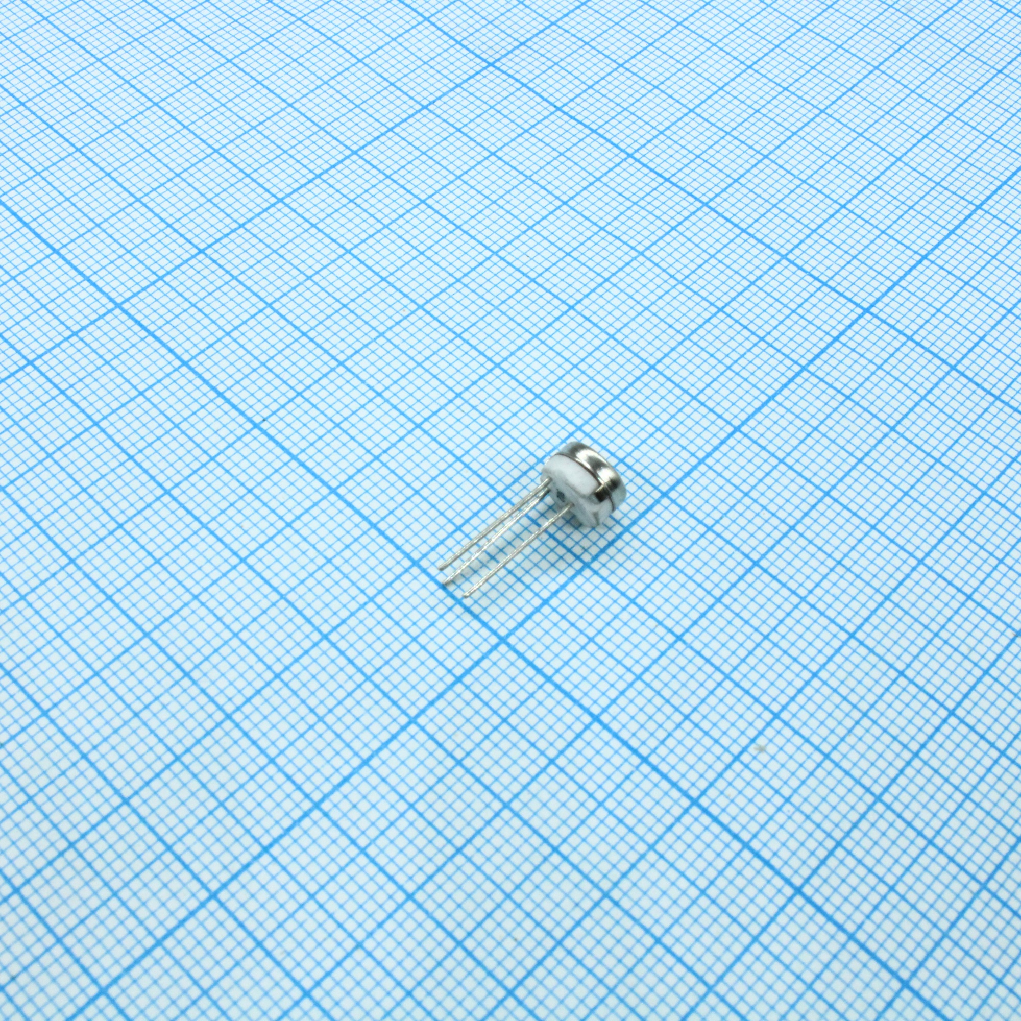 L-KLS4-3329H-502 - Резистор непроволочный переменный 5кОм ±10% 0,5Вт 6.35х4.57мм монтаж в отверстие