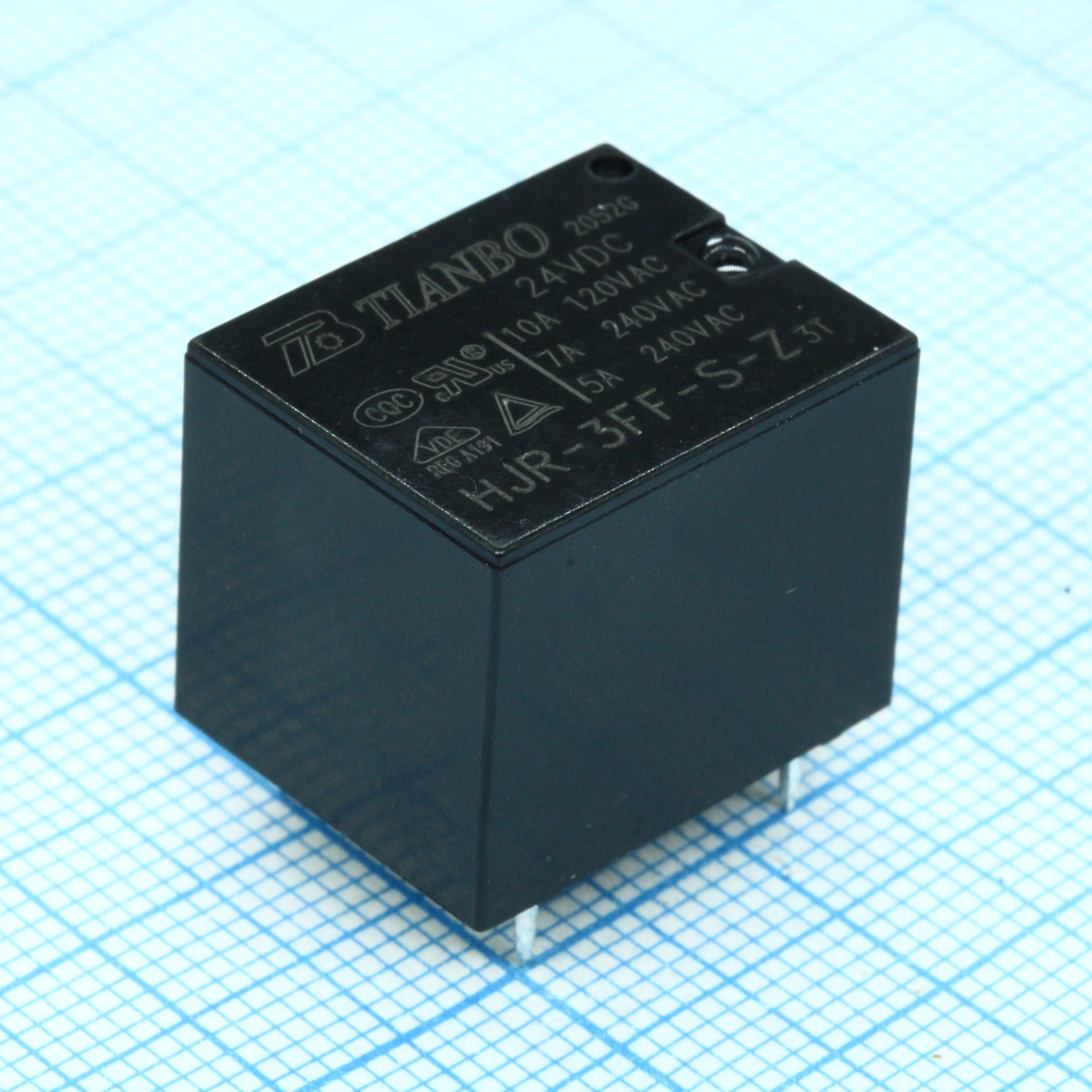 HJR-3FF-24VDC-S-Z - Реле силовое 10А одна контактная группа на переключение катушка 24В 1600Ом