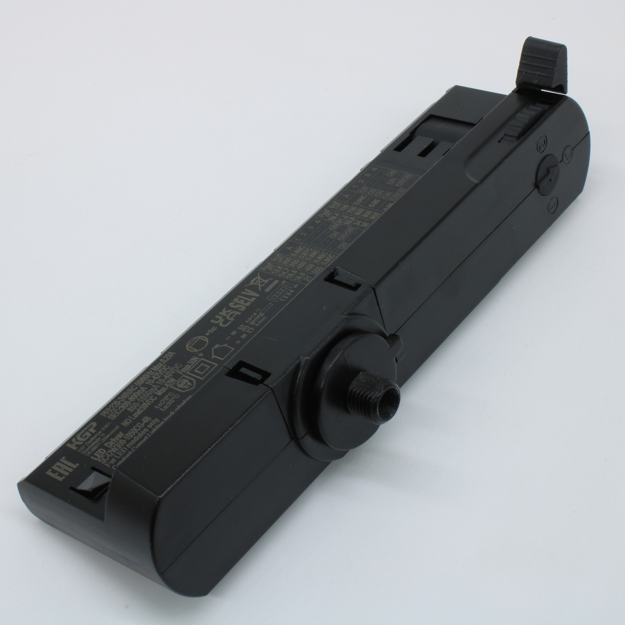 SC42W300-1050CG-4B - AC-DC, 42Вт, стабилизатор тока для установки в трек, вход 176…264VAC, 47…63Гц /176…280VDC, выход 300…1050мA/10…42В, ККМ,  238*31*45mm, -25…+35°С, цвет корпуса черный