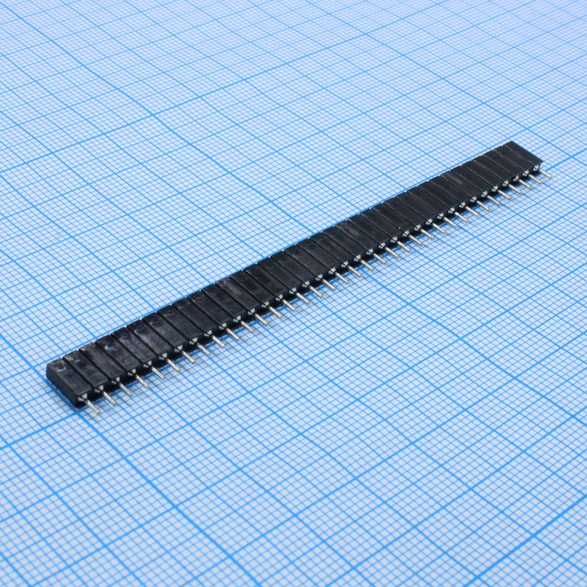DS1002-03-1X36-131 - Гнезда цанговые однорядные удлиненнные (H=10мм) для монтажа в отверстия 1х36pin, шаг 2.54мм