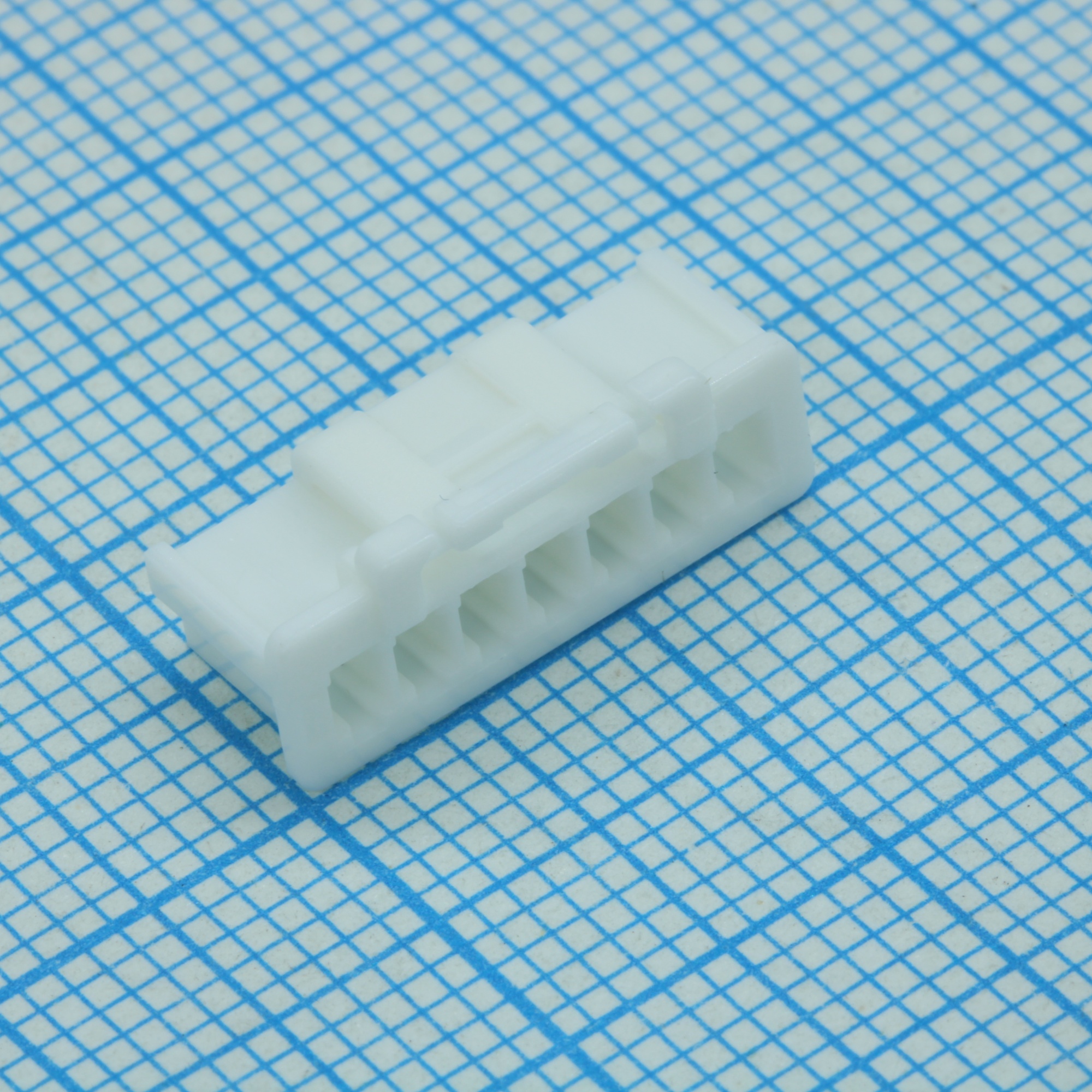 5023510700 - Корпус разъема провод-плата 7 контактов шаг 2 мм