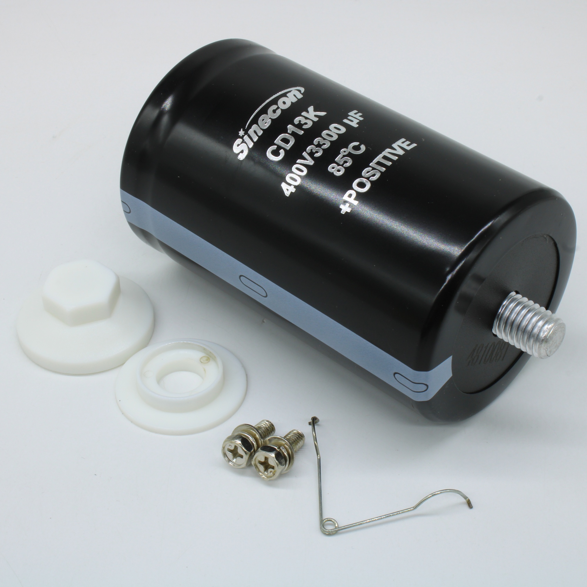 GBK332M2G64A5EZVG7S00 - Конденсатор алюминиевый электролитический с выводами под винт М5,  400 В DC, 3300 мкФ ±20 % , 64*105 мм, 12000 ч, 12.5 A