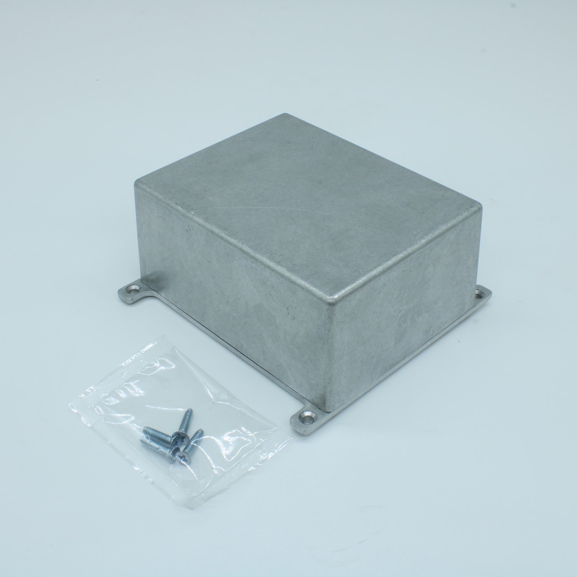 G0234F - Алюминиевый корпус с фланцами некрашеный