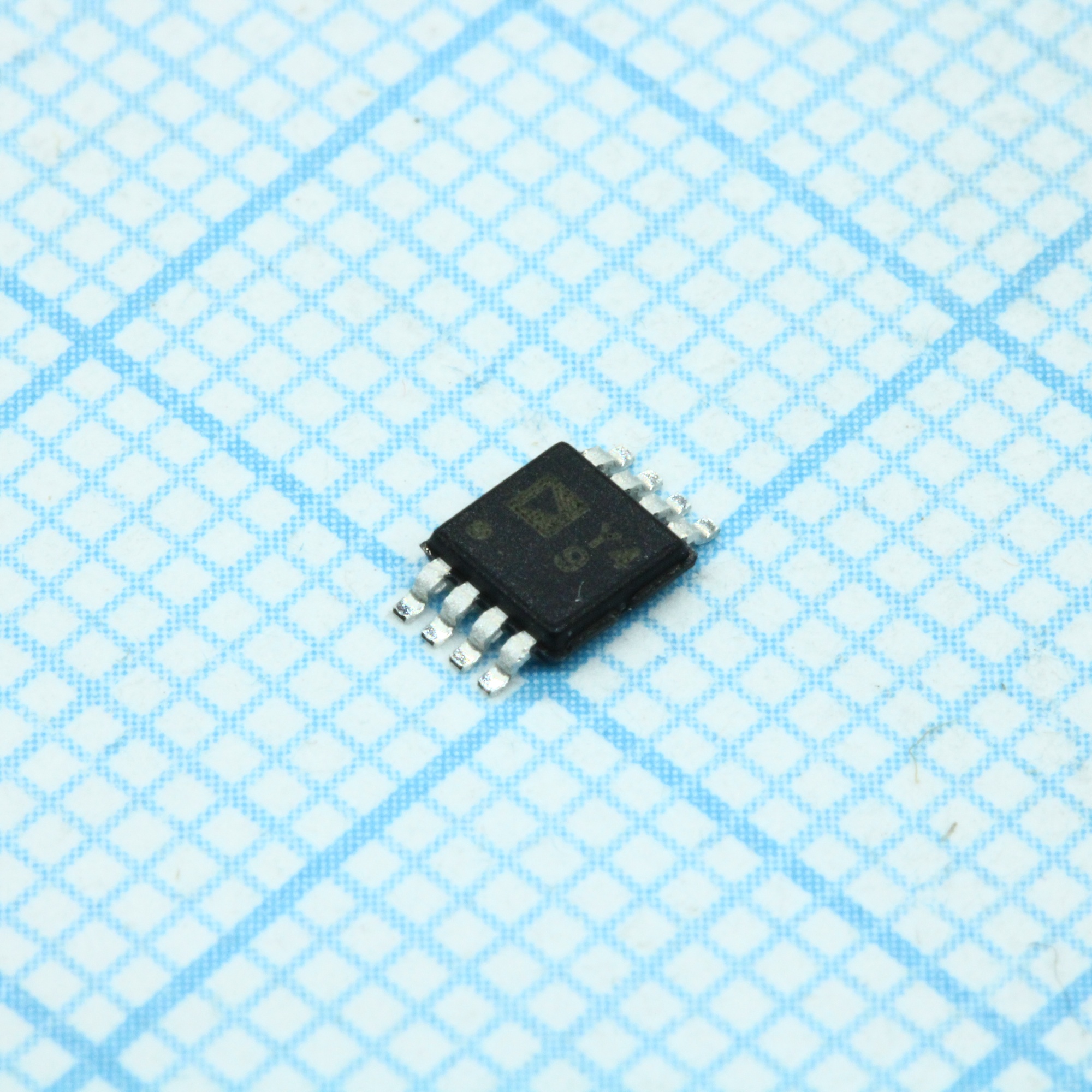 AD8421ARMZ-R7 - Малопотребляющий инструментальный усилитель с шумом 3 нВ/vГц