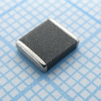 B72540T0300K062 - SMD варистор 2220 30VAC/38VDC 1200A 20mW (CT2220K30G)