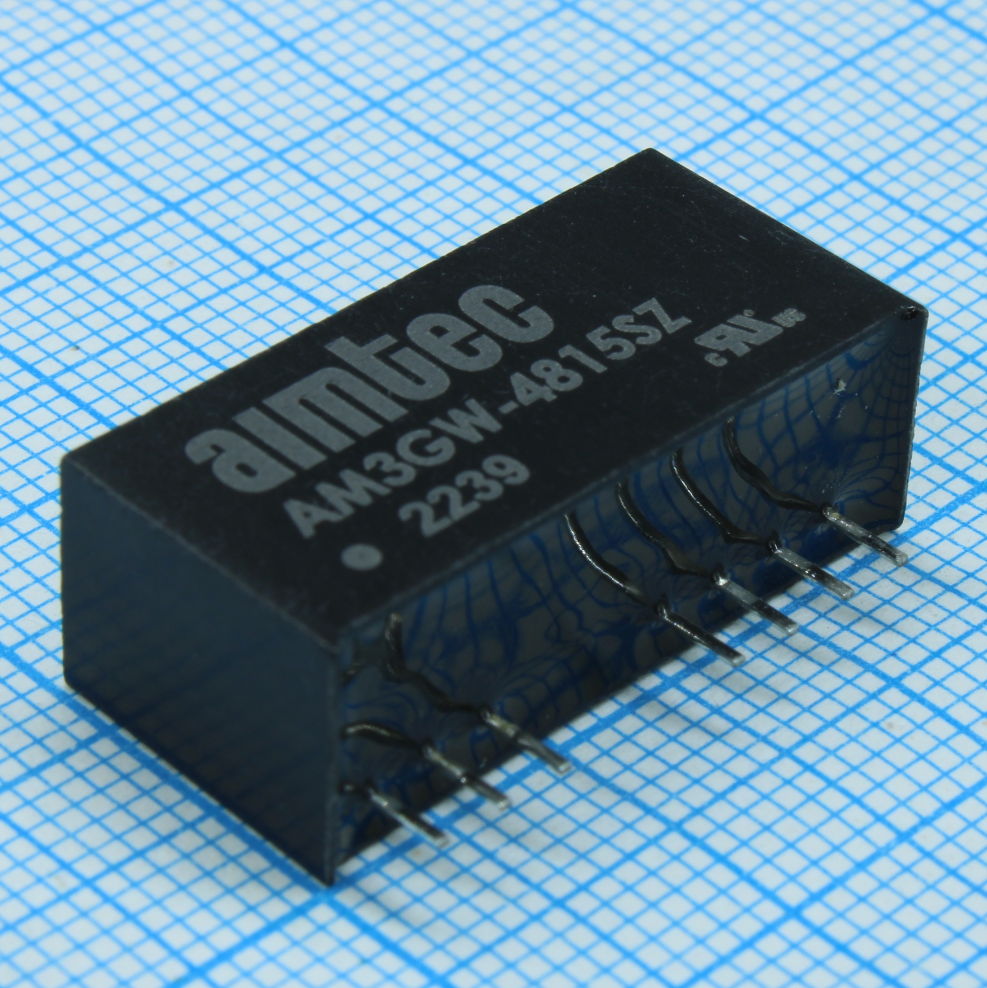 AM3GW-4815SZ - DC/DC, 3Вт, вход 18…75В, выход 15В/0.2А, изоляция 1500В DC, КПД 84%, максимальная емкостная нагрузка не более 100мкФ, вход On/Off, SIP9, 26x9.3x12.5мм, -40…85°C, пластик