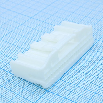 1318389-1 - Разъем 40 контактов шаг 2.2 мм монтаж на кабель автомобильного применения пакет