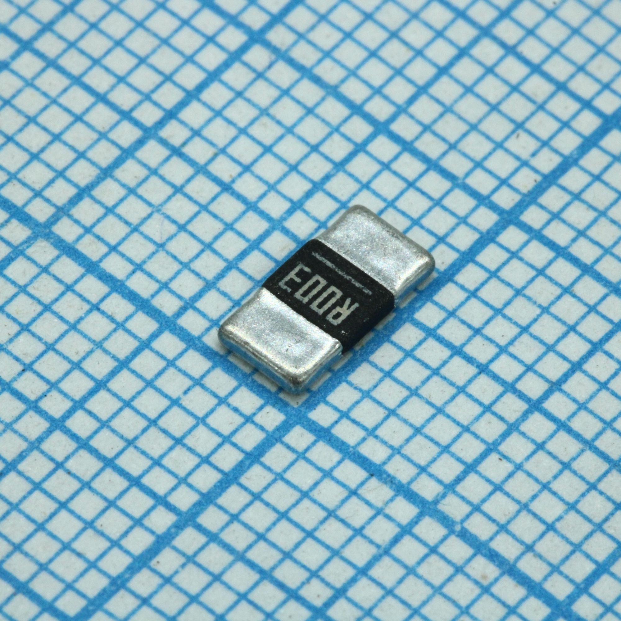 CRE2512-FZ-R003E-3 - Толстопленочный ЧИП-резистор 2512 0.003Ом ±1% 3Вт ±50ppm/°С автомобильного применения лента на катушке