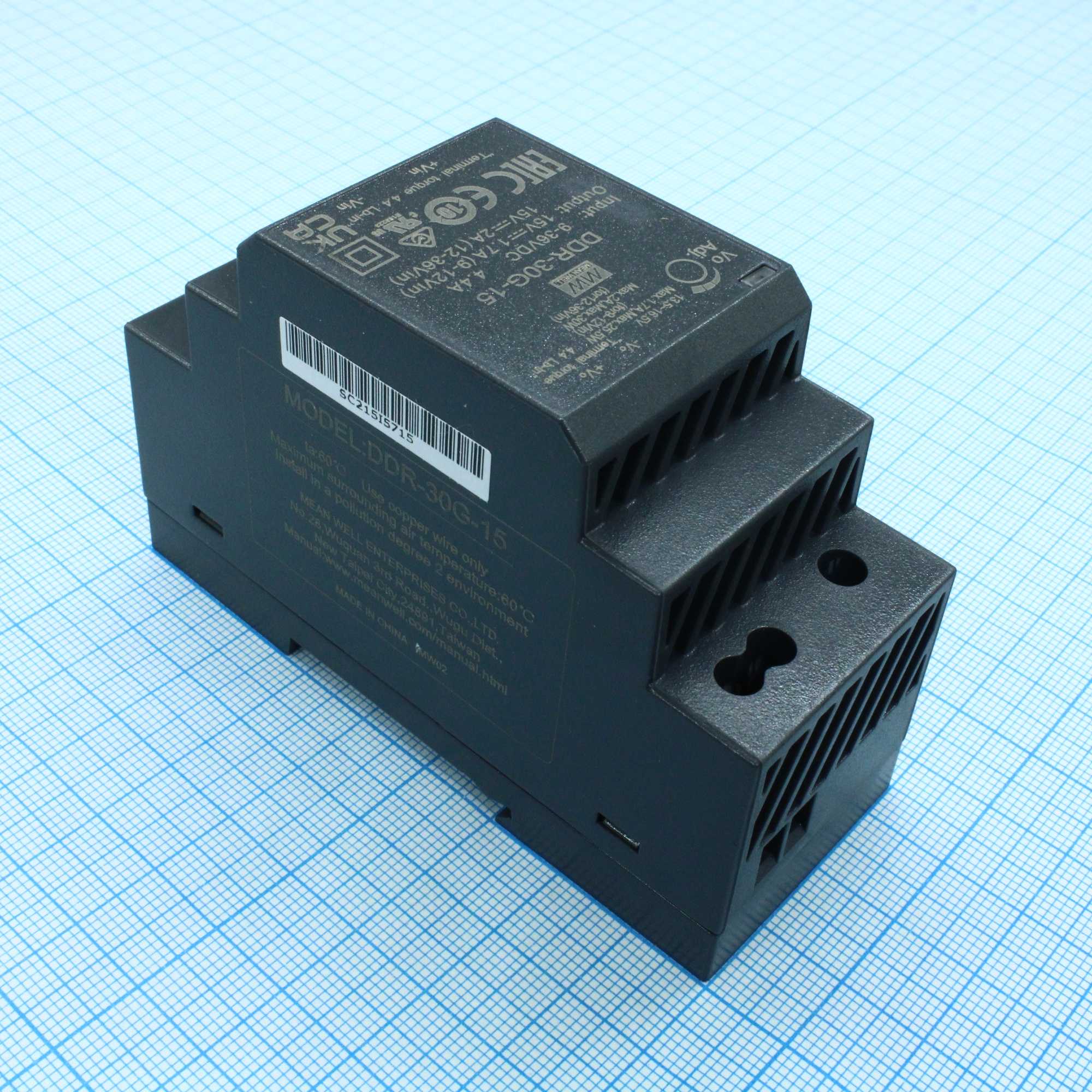 DDR-30G-15 - DC-DC, 30Вт, вход 9…36 В DC, выход 15В/2А, изоляция 4000В DC, в кожухе на DIN-рейку, 35х90х54.5мм, -40...+85°С