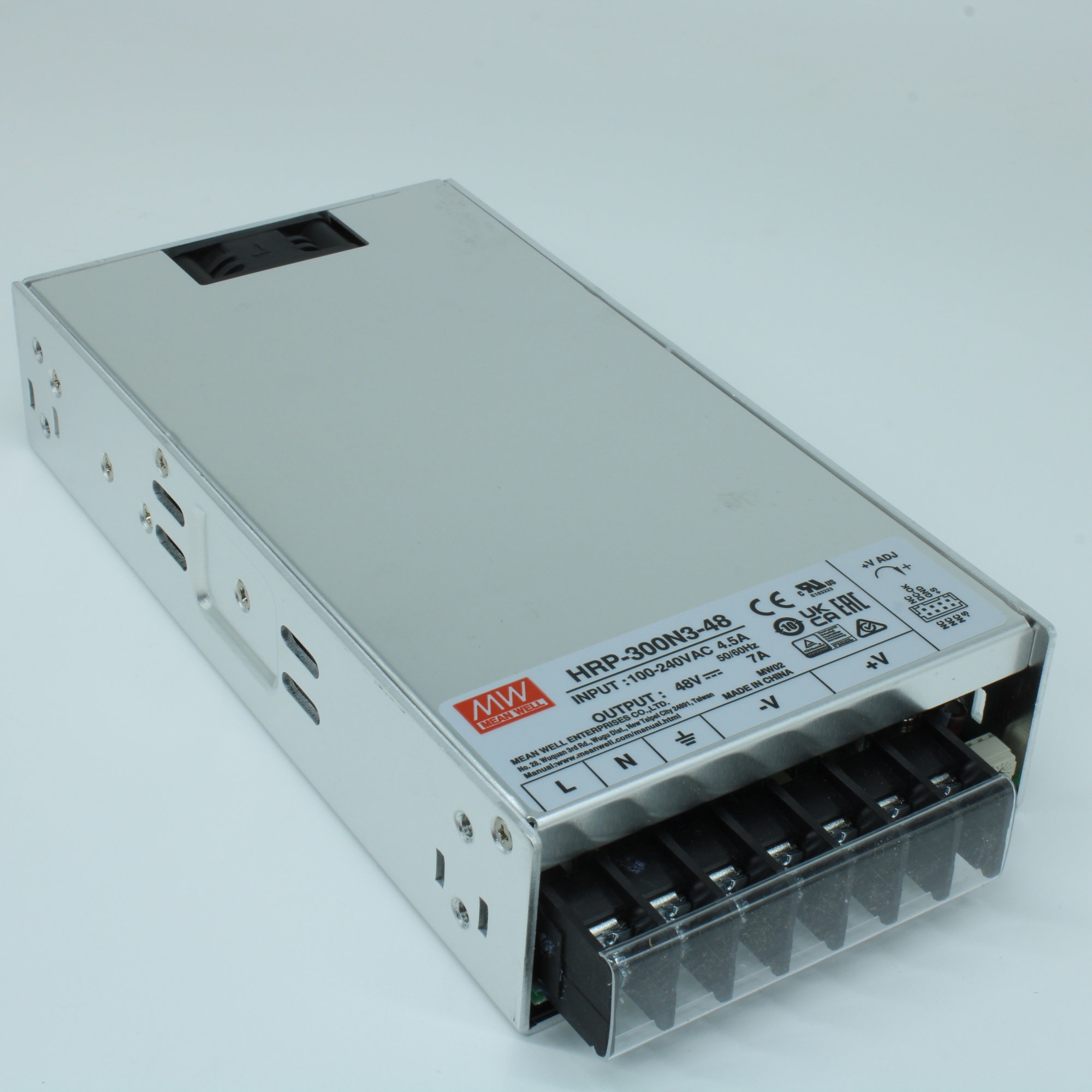 HRP-300N3-48 - AC-DC, 336Вт, выход 48В/0...7A, рег. вых 40.8…55.2 В , вход 85…264В AC, 47…63Гц / 120…370 В DC,  изоляция 3000В AC, в кожухе 199x105x41мм, -40…+70°С, вентилятор, кратковременная пиковая мощность 350%