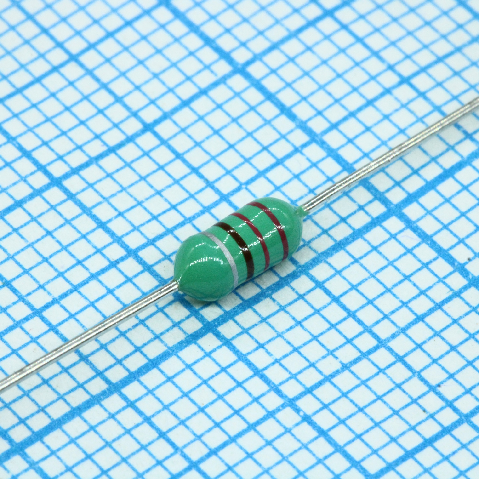 EC24-221K - Аксиальная индуктивность 220uH 75mA