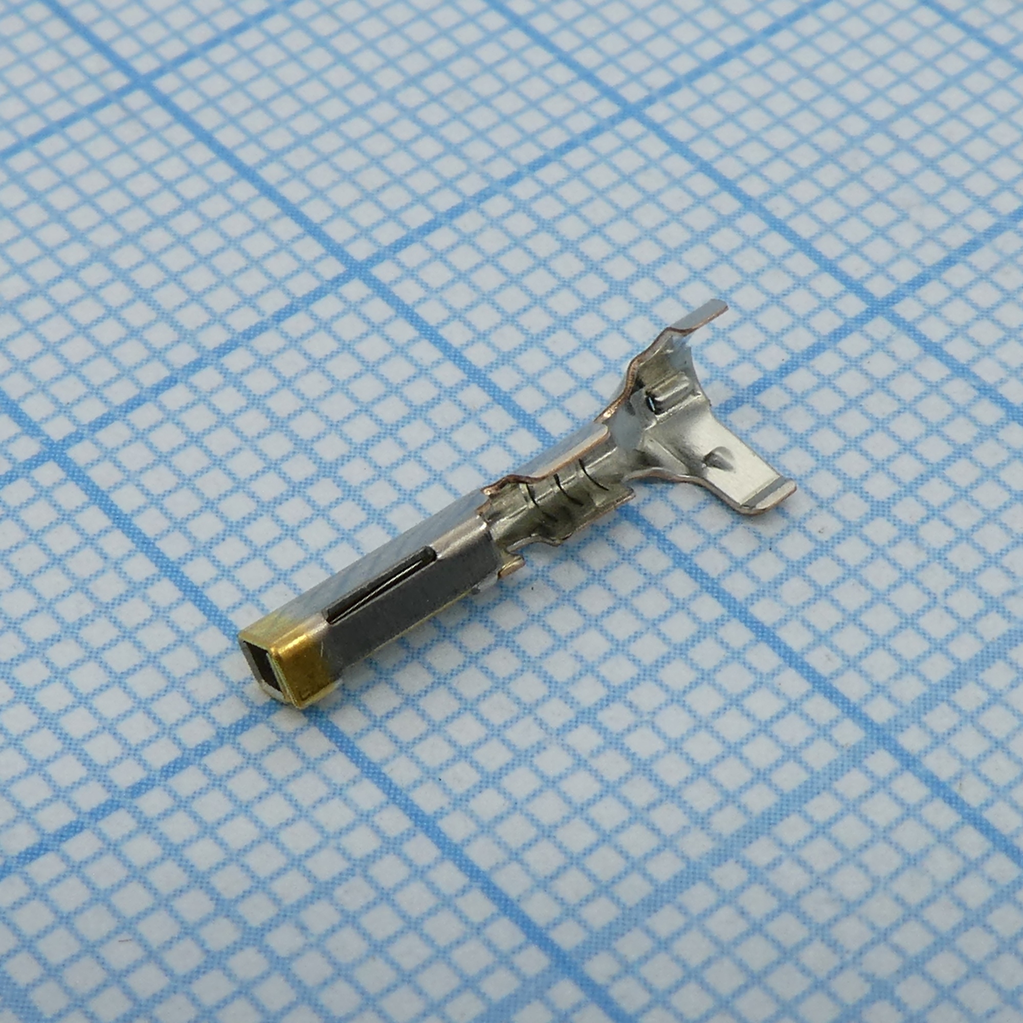 173681-2 - Контакт, Гнездо, Обжим, серия 040 Multilock