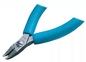 582E - Угол наклона 45°, плоский срез, высококачественная инструментальная сталь, электростатически безопасны. Применяются для работы с PCB, для обрезания выводов компонентов. Идеально подходят для переработки. Перекусывает: проволока средней жесткости – 