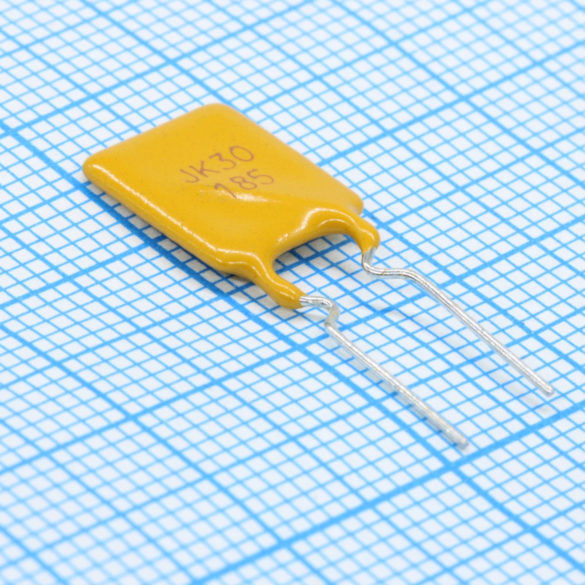 JK30-185 - Предохранитель самовосстанавливающийся 30В 40A 1.85А(удержание) 3.7А(отключение) 8сек 1Вт 50Ом перед отключением