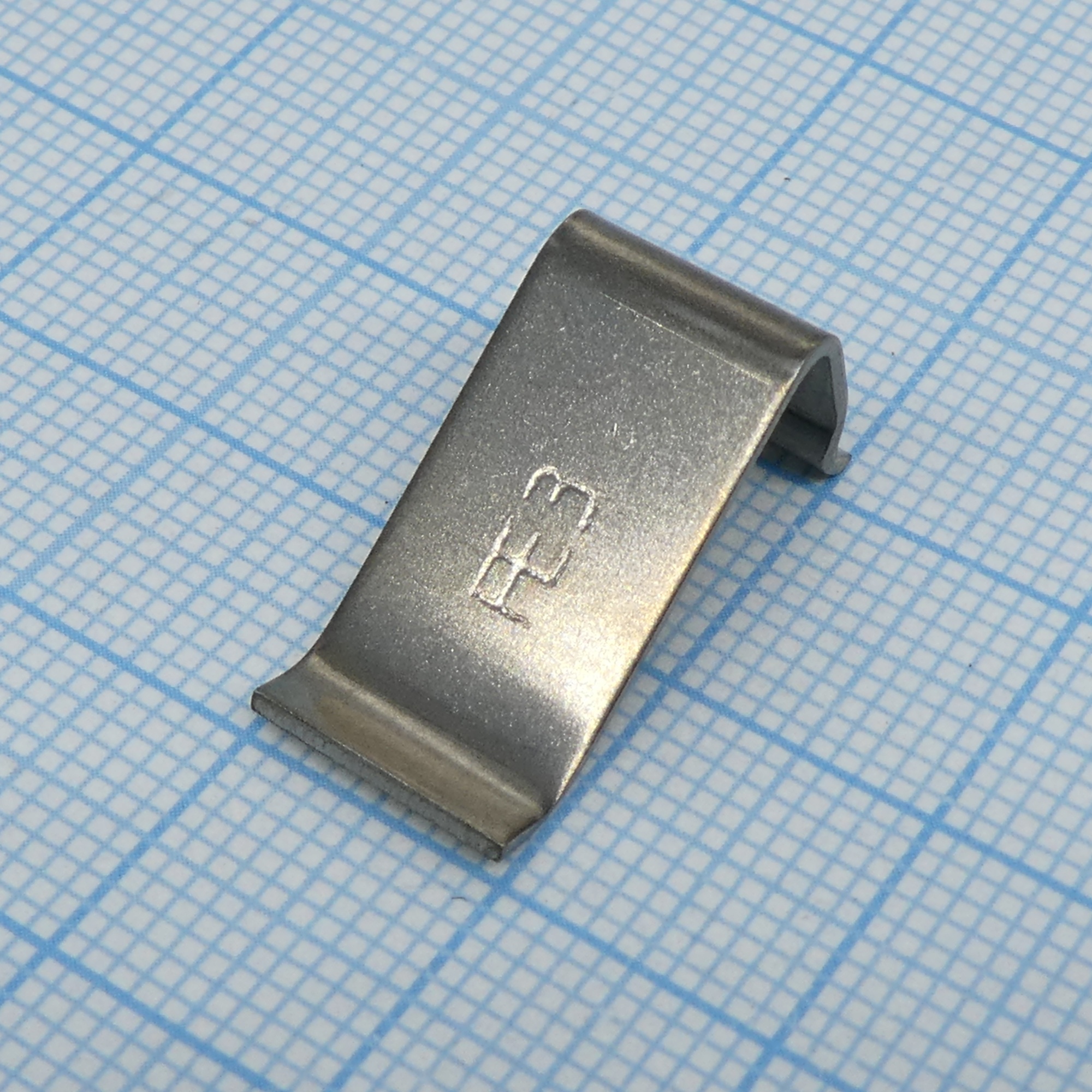 THFU 3 - Скоба прижимная для транзисторов к радиаторам SK480 SK481 SK482 SK483 SK487 SK489 SK490 SK492 SK495 SK499 SK514 SK573 SK574 SK575 SK576 SK589 SK593 SK617 SK637 SK638 SK639, сила пружины 50Н