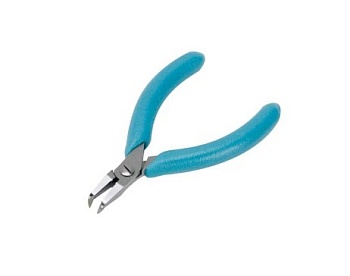 582EW - Плоский срез, угол наклона 45°, высококачественная инструментальная сталь, электростатически безопасны. Применяются для работы с PCB, для обрезания выводов компонентов. Удерживающий зажим удерживает кусок проволоки после обрезки. Идеально подходят