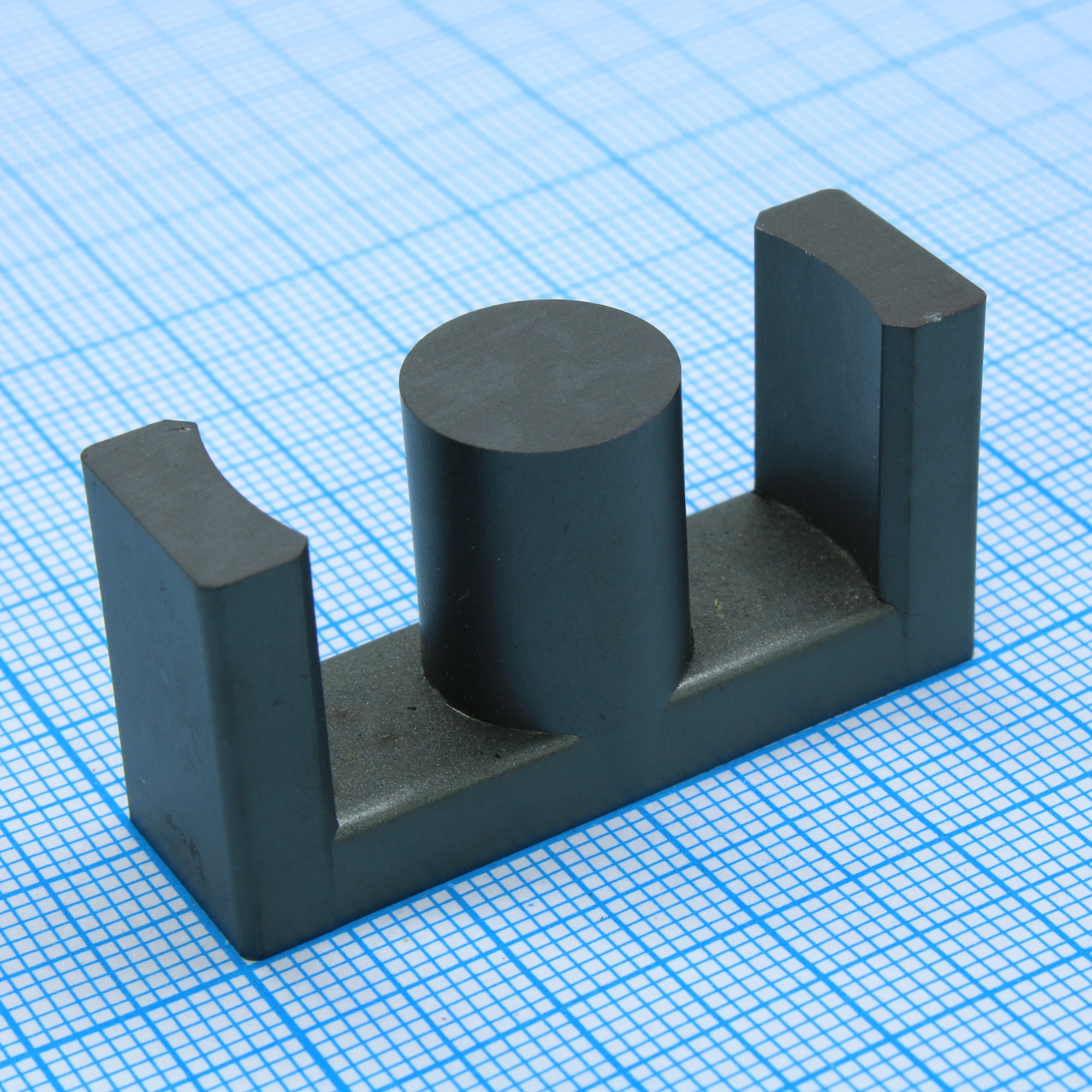 CF297 ETD3913 - Сердечник ферритовый ETD3913, размер 38,9х20х12.8 мм, без зазора, Al=3100 nH