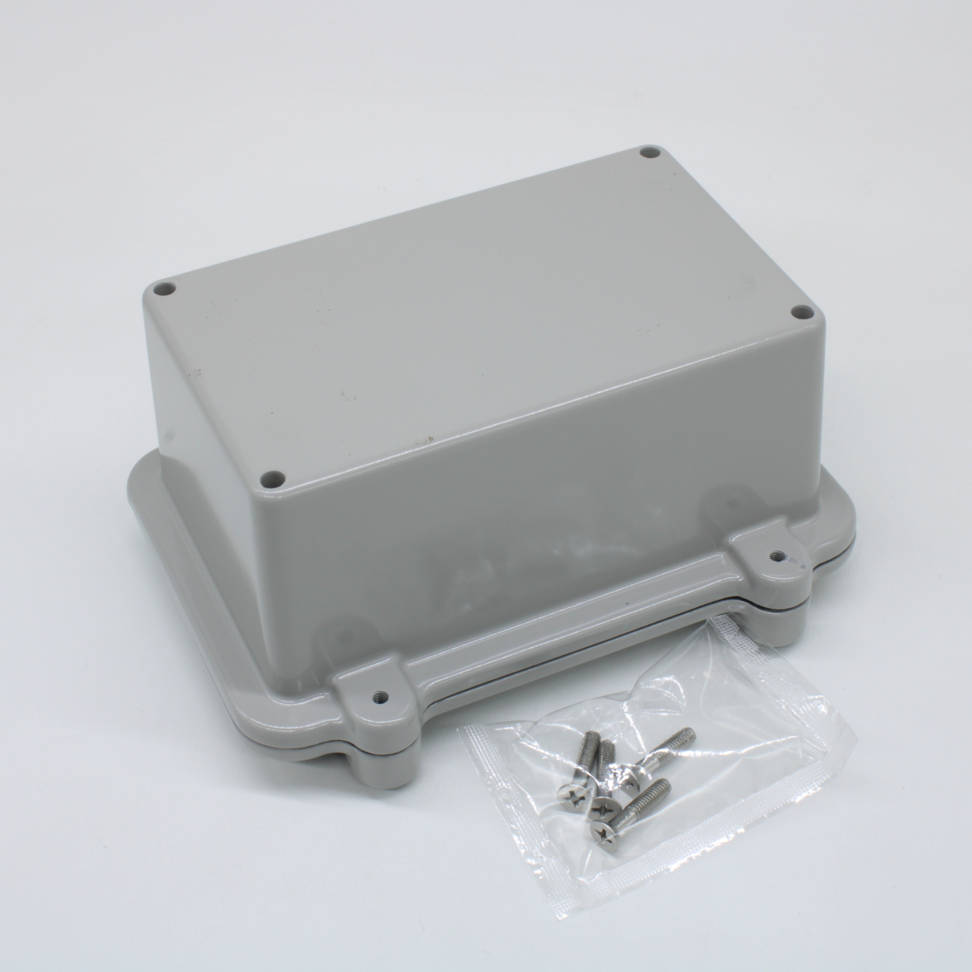 HQ015SLG - Алюминиевый герметичный корпус светло-серого цвета
